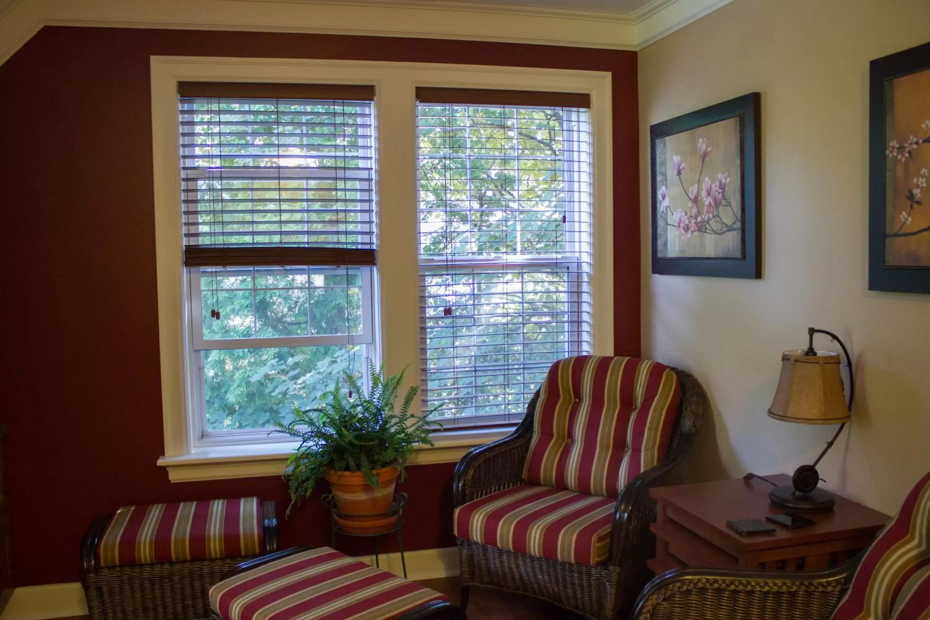 Seating Area in Genelle House B&B Guest House