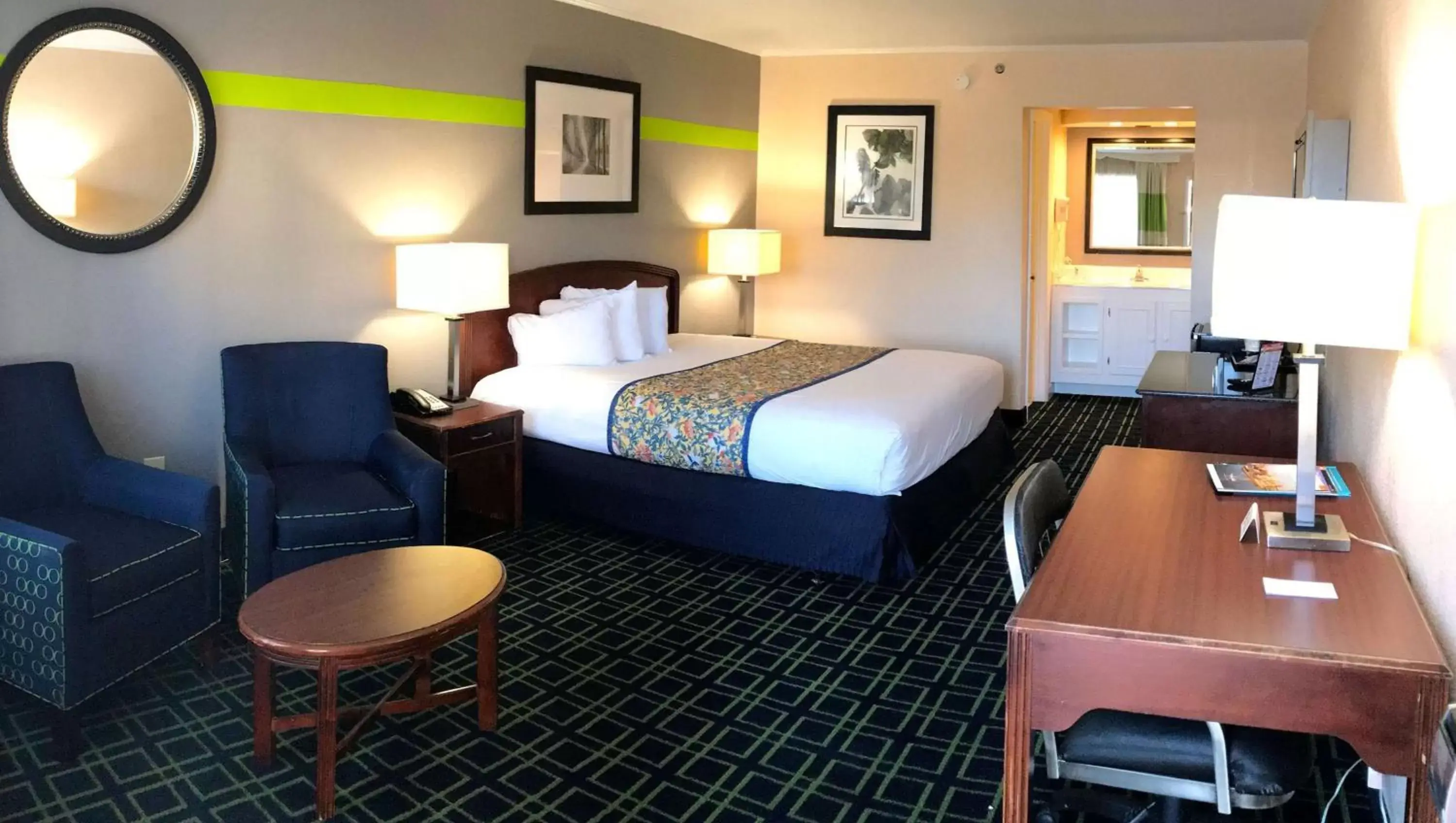 Photo of the whole room in Magnuson Hotel Virginia Beach
