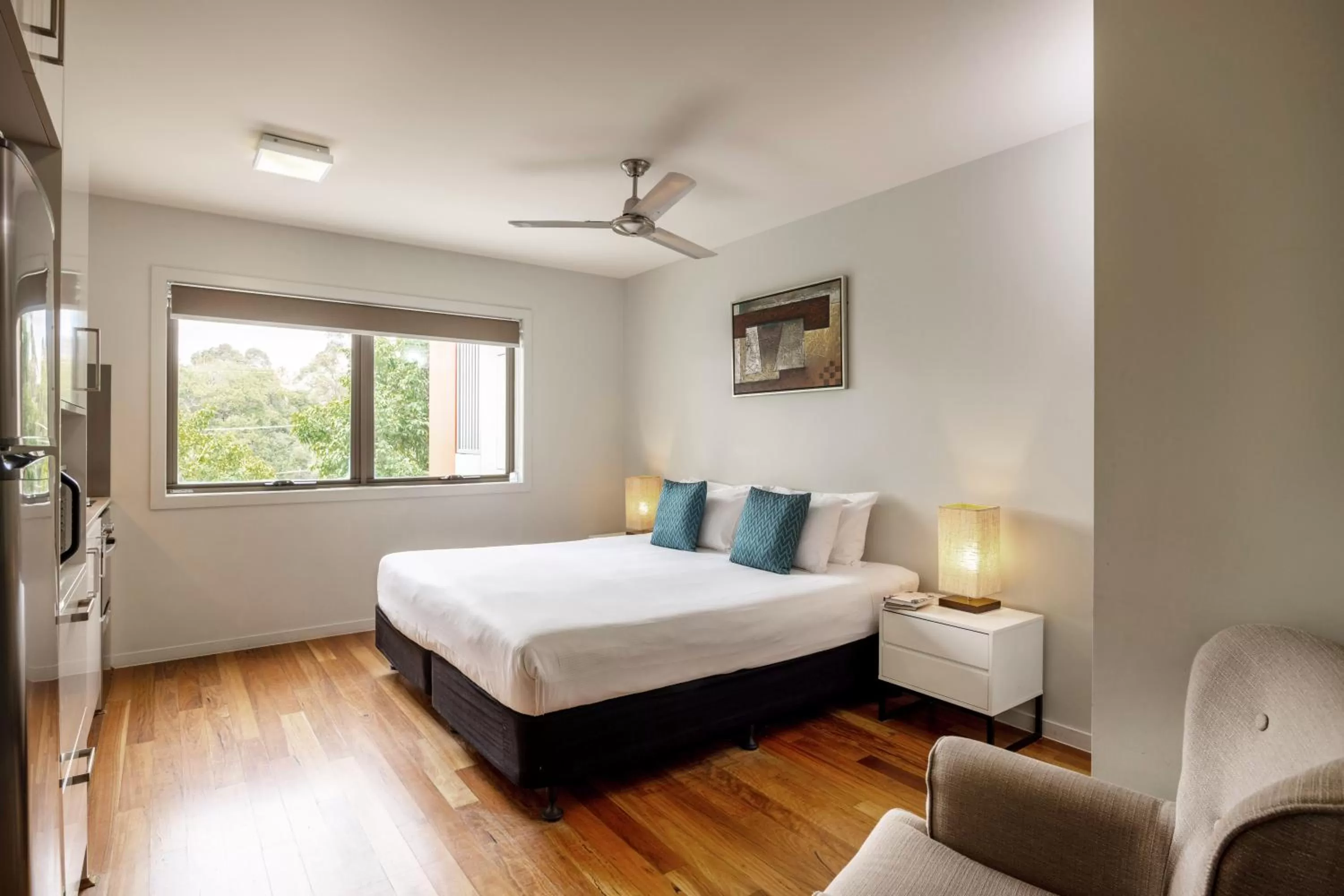 Bedroom, Bed in Essence Apartments Chermside