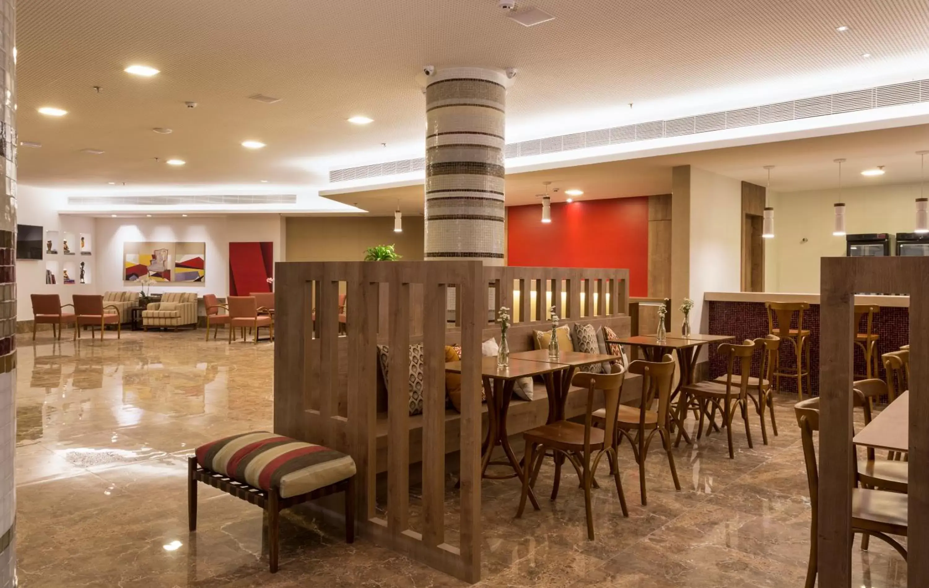 Lobby or reception, Restaurant/Places to Eat in Sleep Inn Praia do Canto