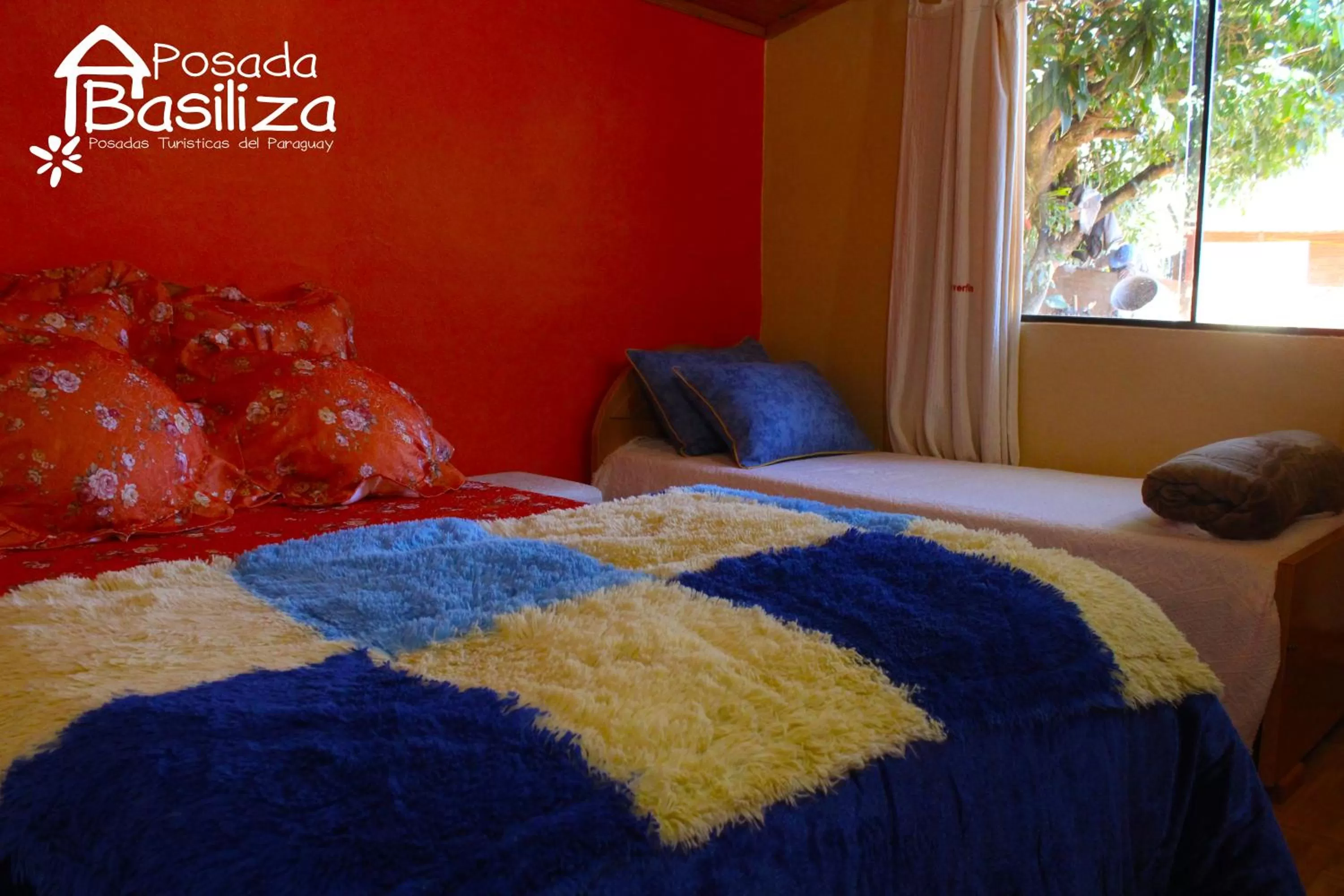 Bed in Posada Basiliza, Encarnación PY