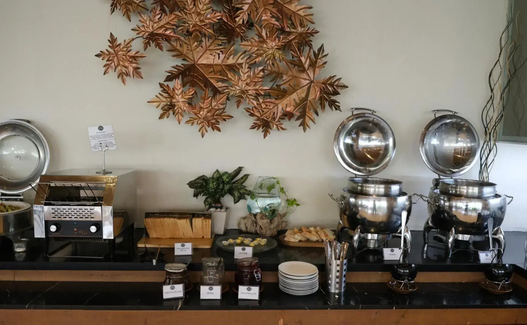 Coffee/tea facilities, Restaurant/Places to Eat in Zia Hotel Kuta