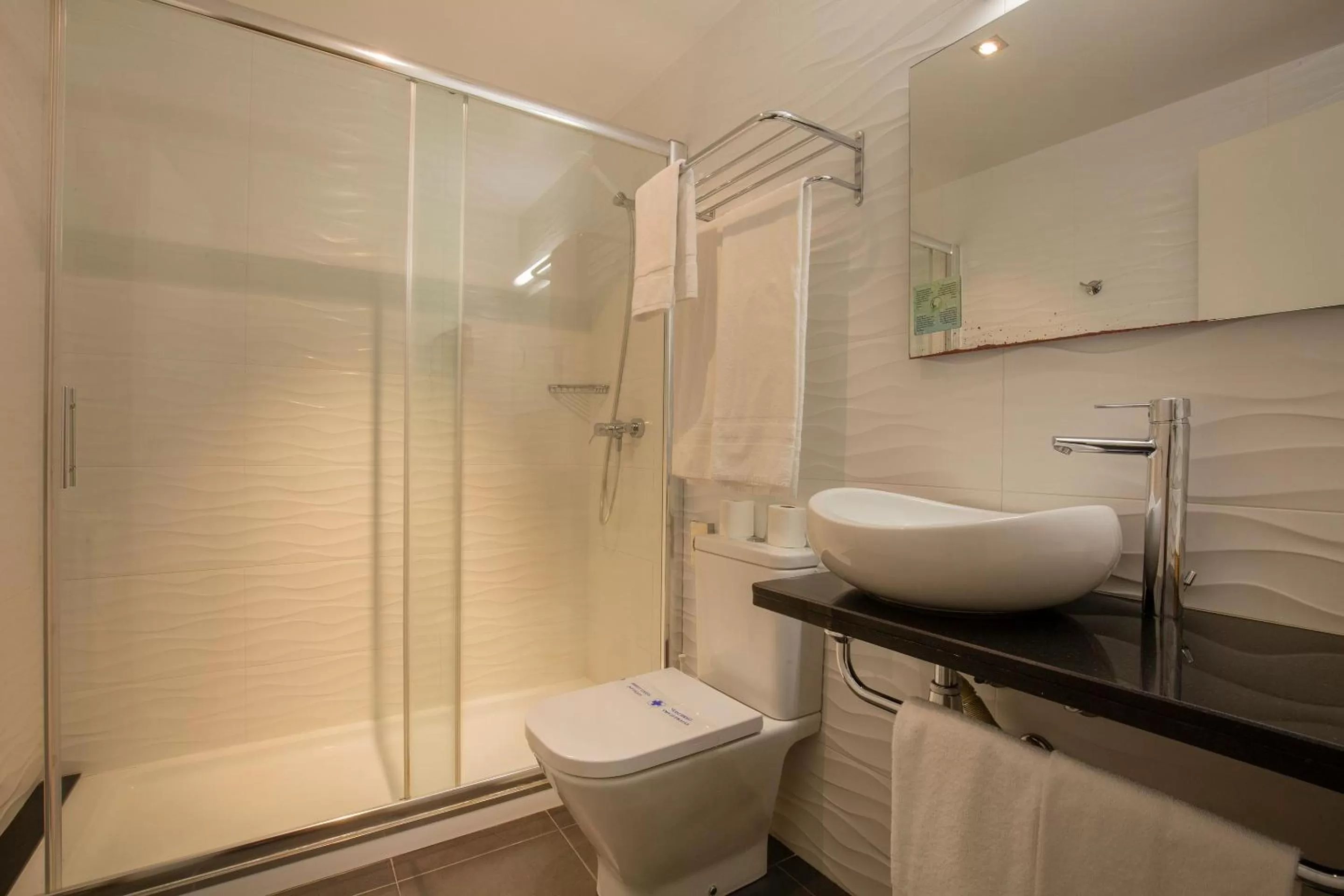 Shower in Hotel Del Pui by Nexta