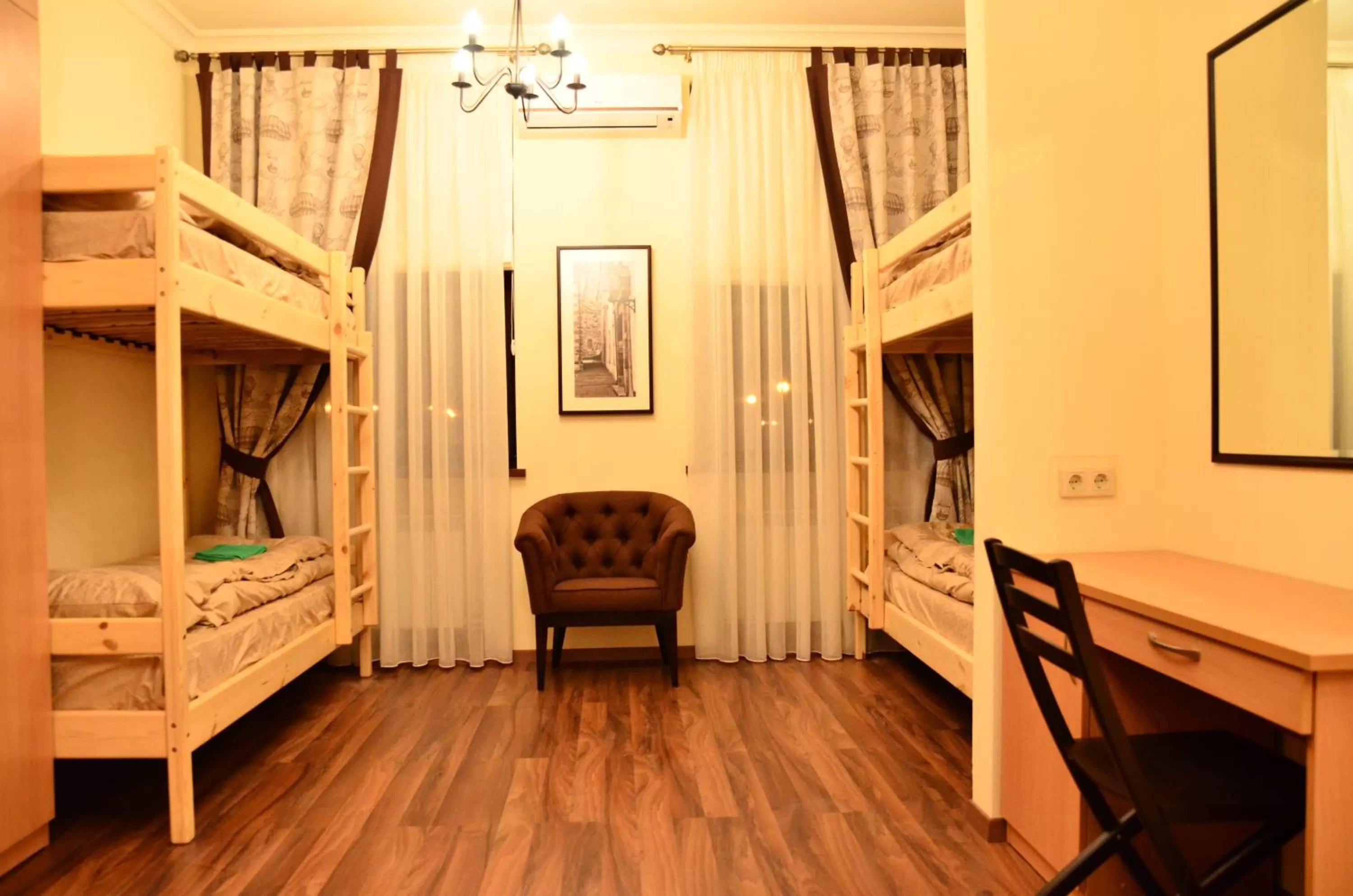 Photo of the whole room, Bed in Belokorichi