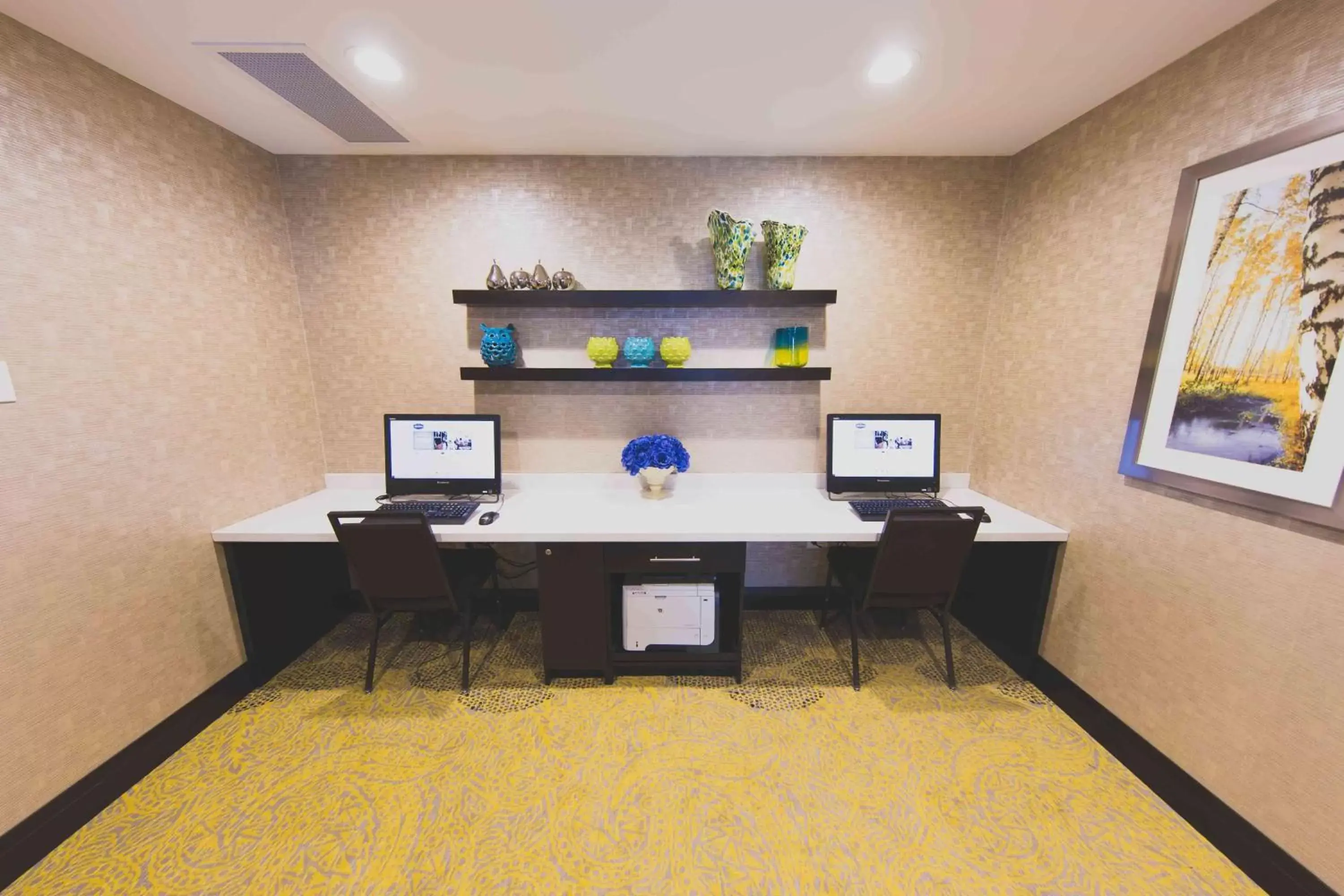 Business facilities in Hampton Inn & Suites by Hilton Bolton Business facilities in Hampton Inn & Suites by Hilton Bolton