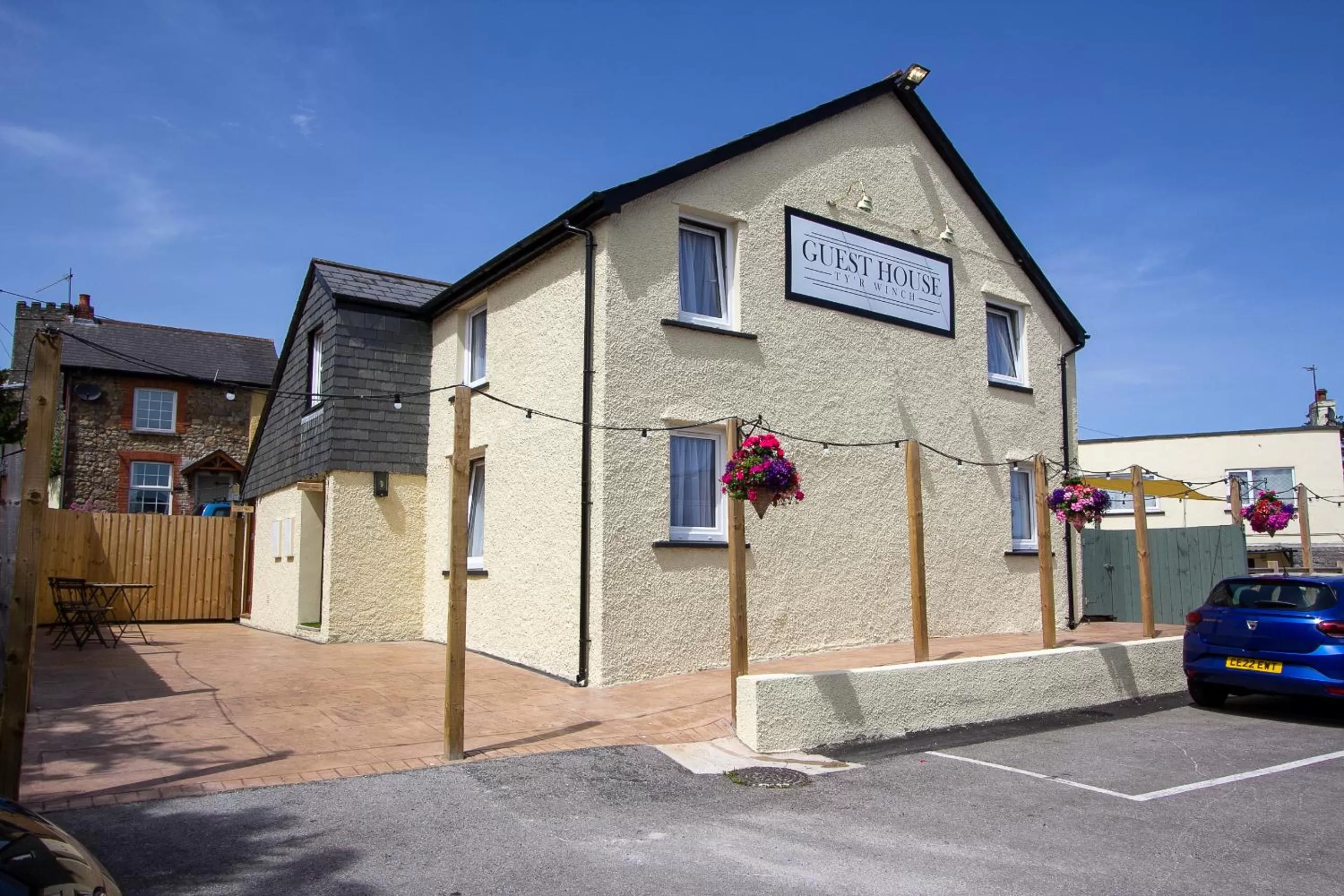 Property building in Tyr Winch