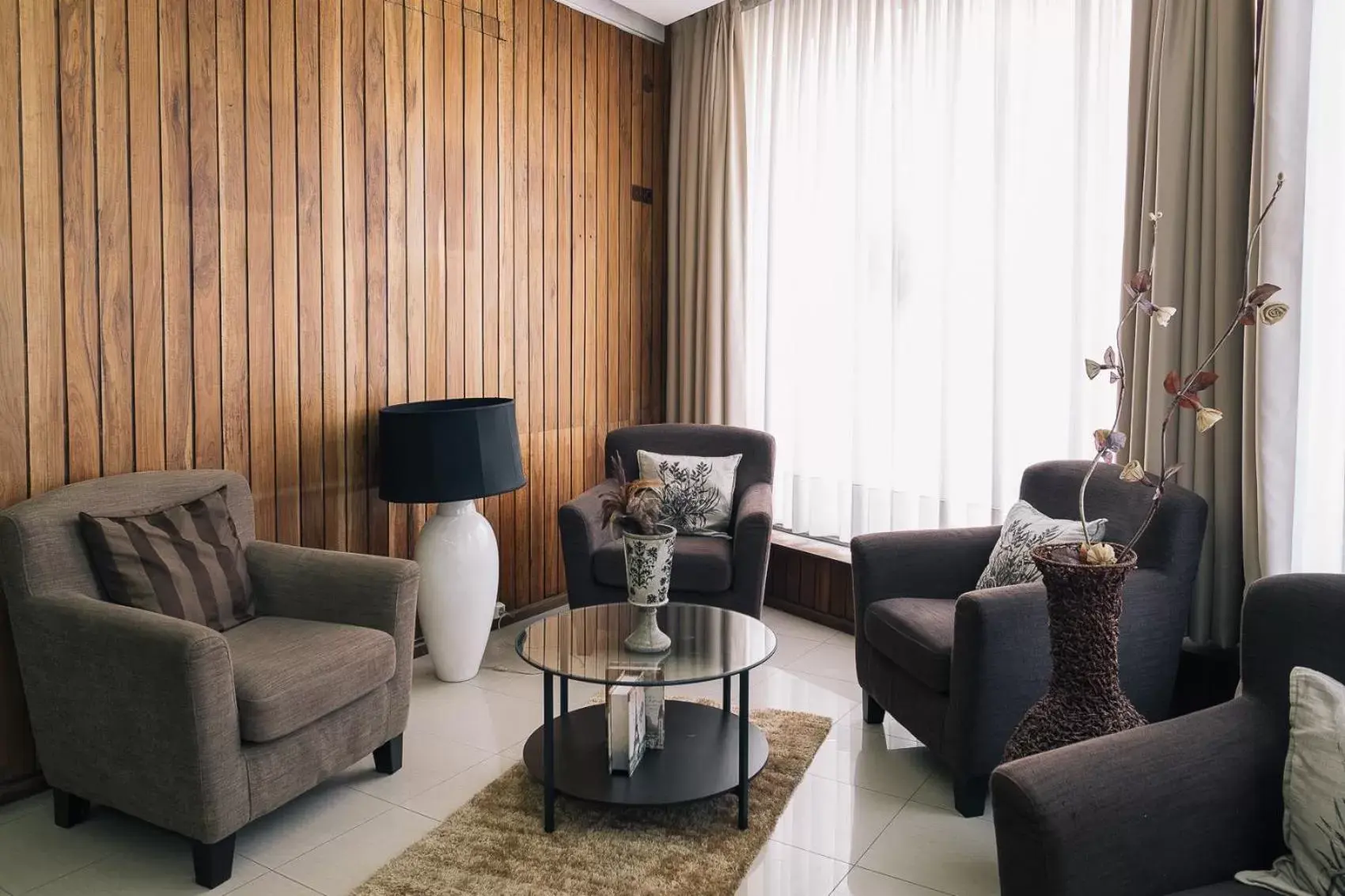 Communal lounge/ TV room, Seating Area in Hotel Sao Jose