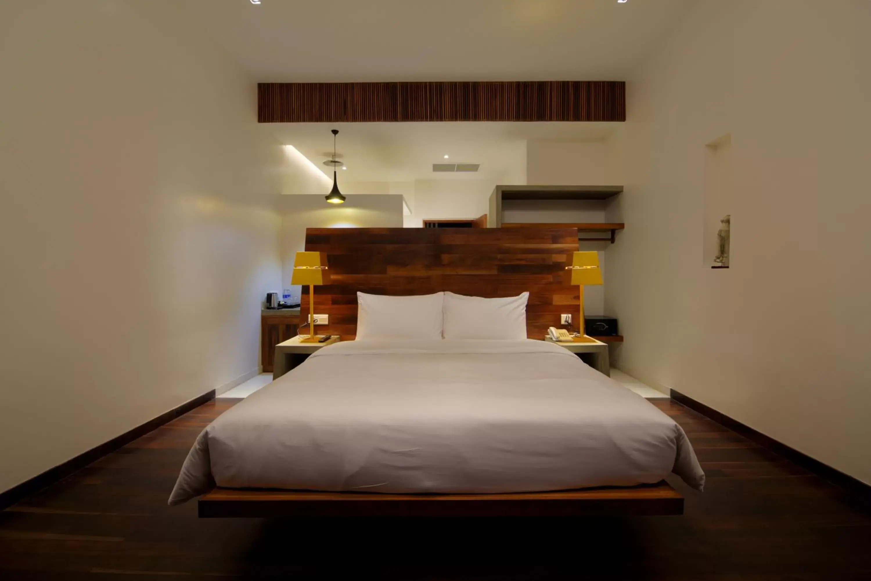 Photo of the whole room, Bed in Apsara Residence Hotel