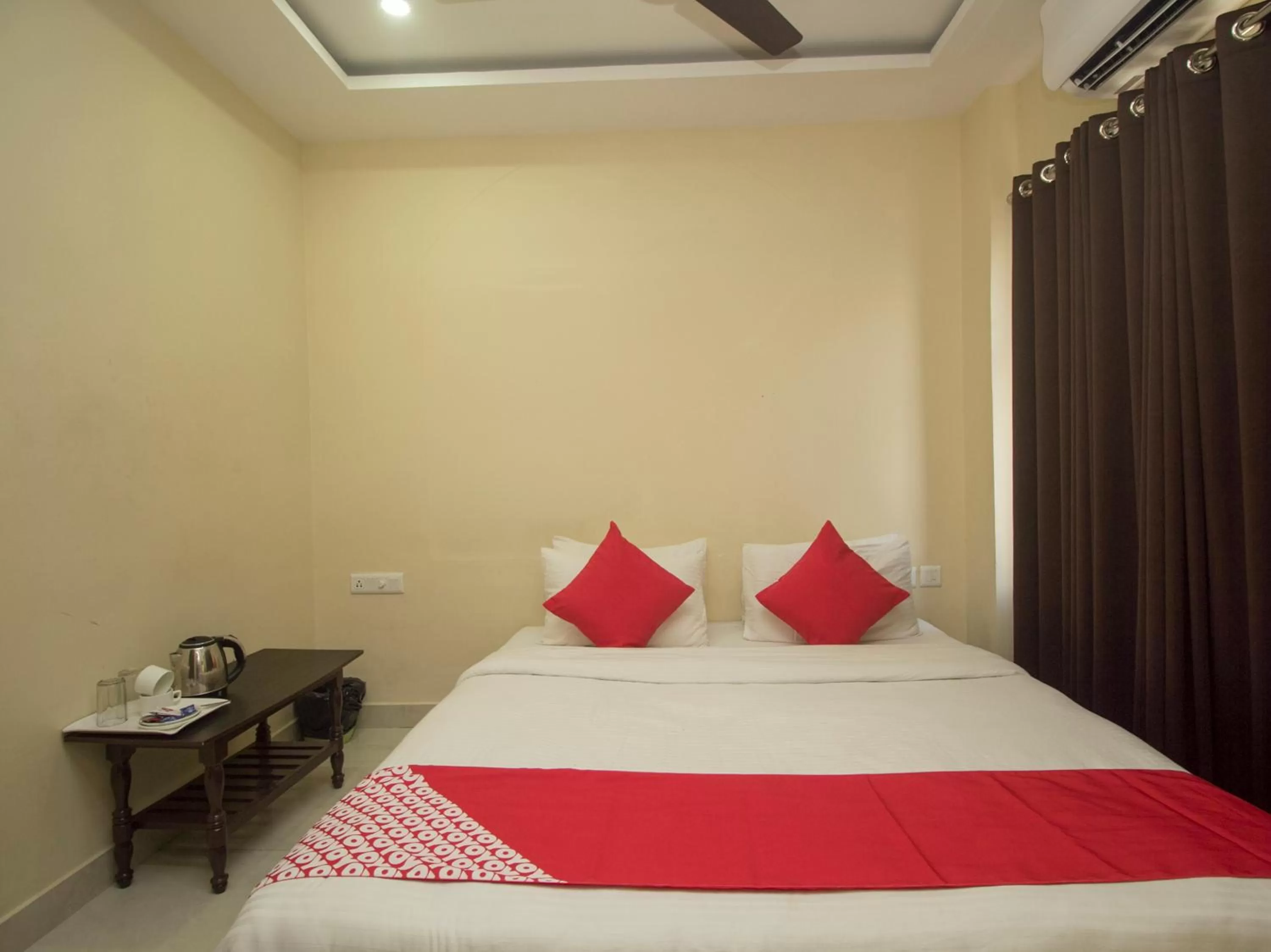 Bedroom, Bed in Hotel Mount View, Siliguri