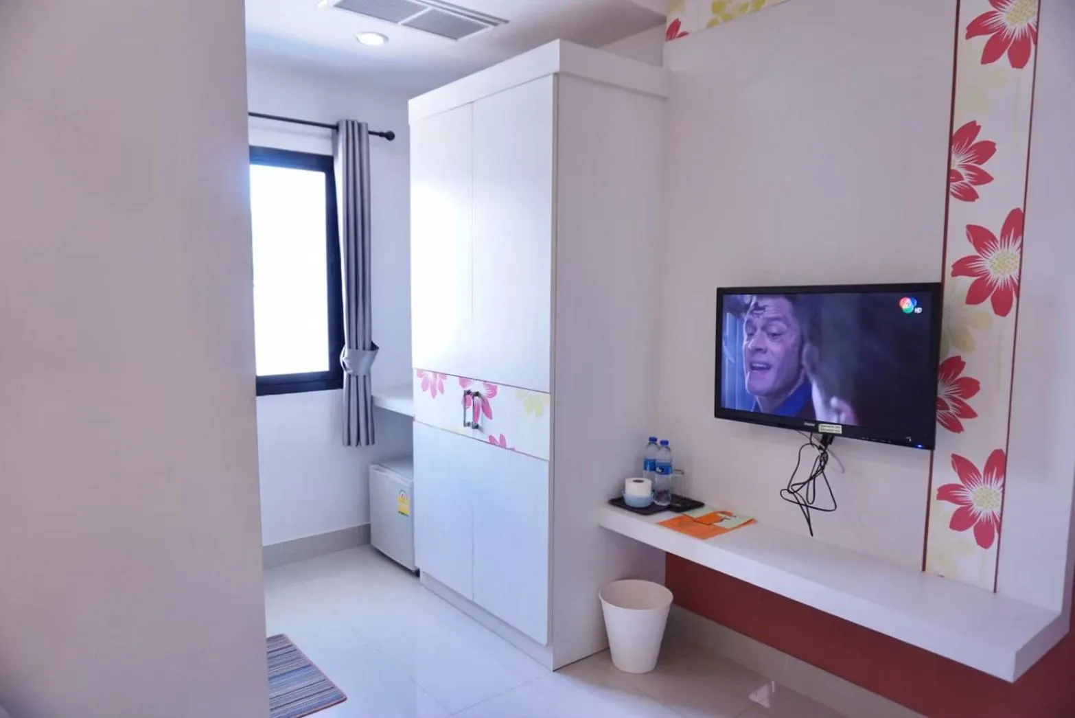 TV and multimedia in บันดารี่ ริชชี่ (Bhundaree Richy)