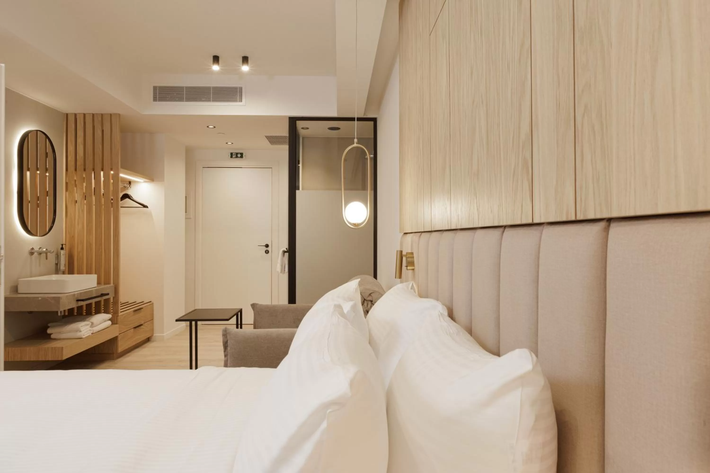 Bed in Hilton Garden Inn Athens Syggrou Avenue