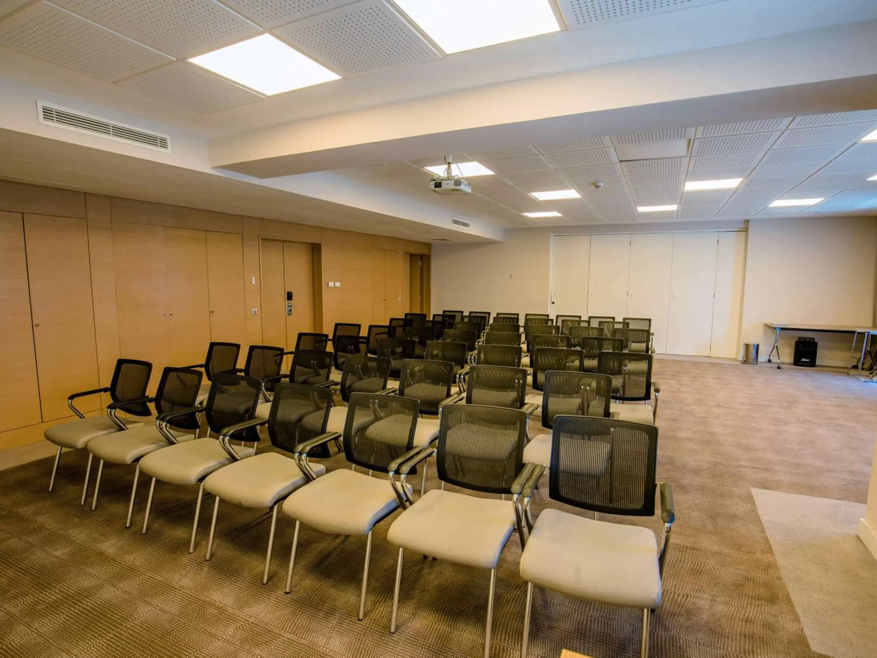 Business facilities in Novotel Mohammedia