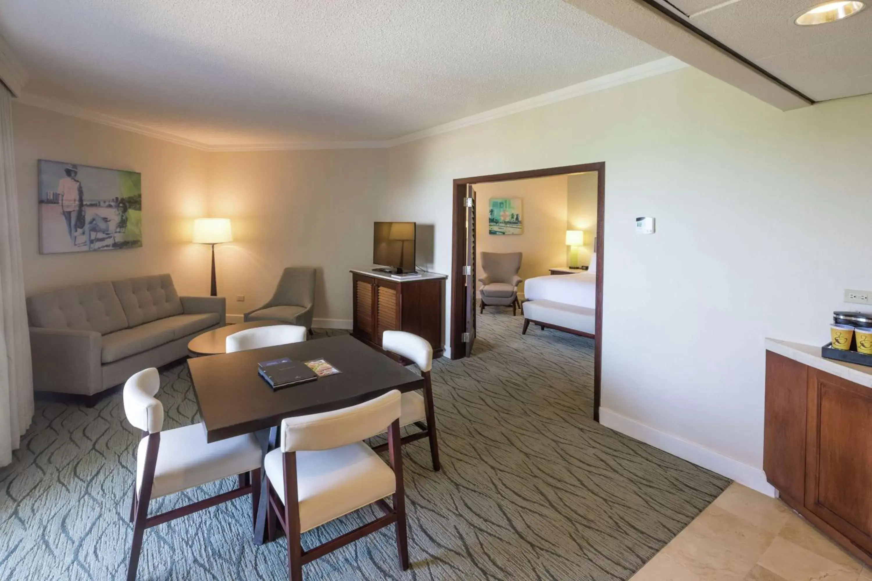 Bedroom, Seating Area in Hilton Aruba Caribbean Resort & Casino