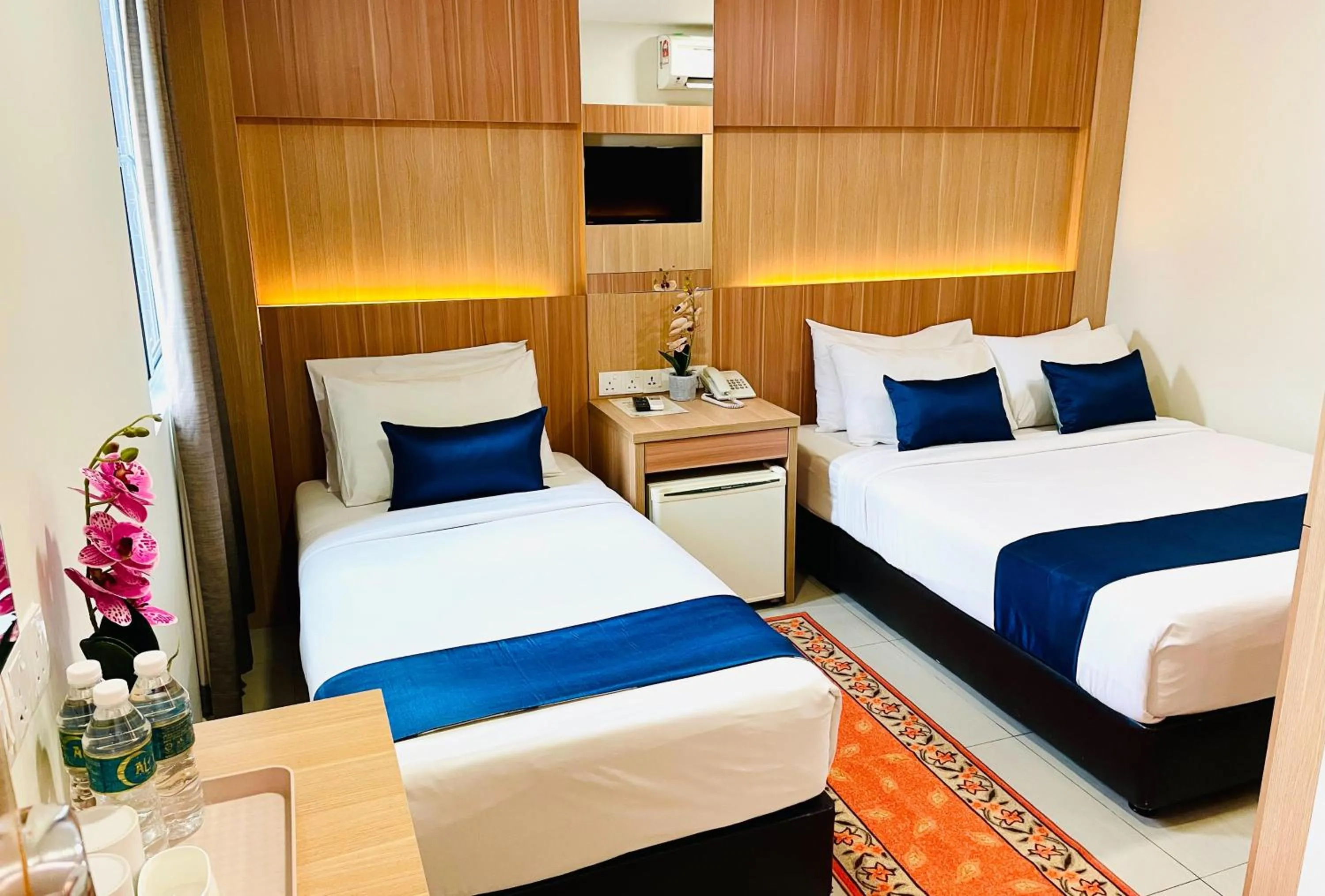 Bed in ESSY Hotel KL Sentral