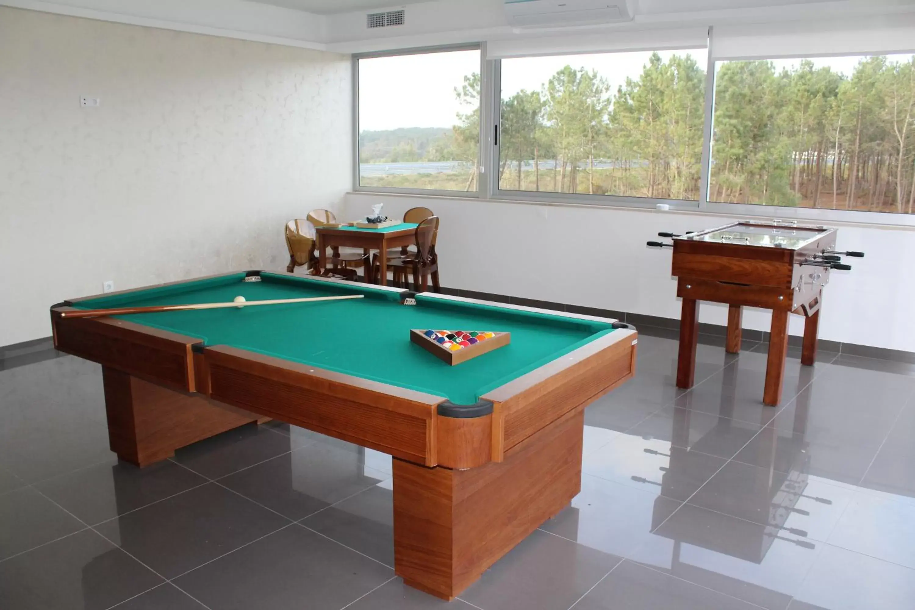 Game Room, Billiards in Lisotel - Hotel & Spa