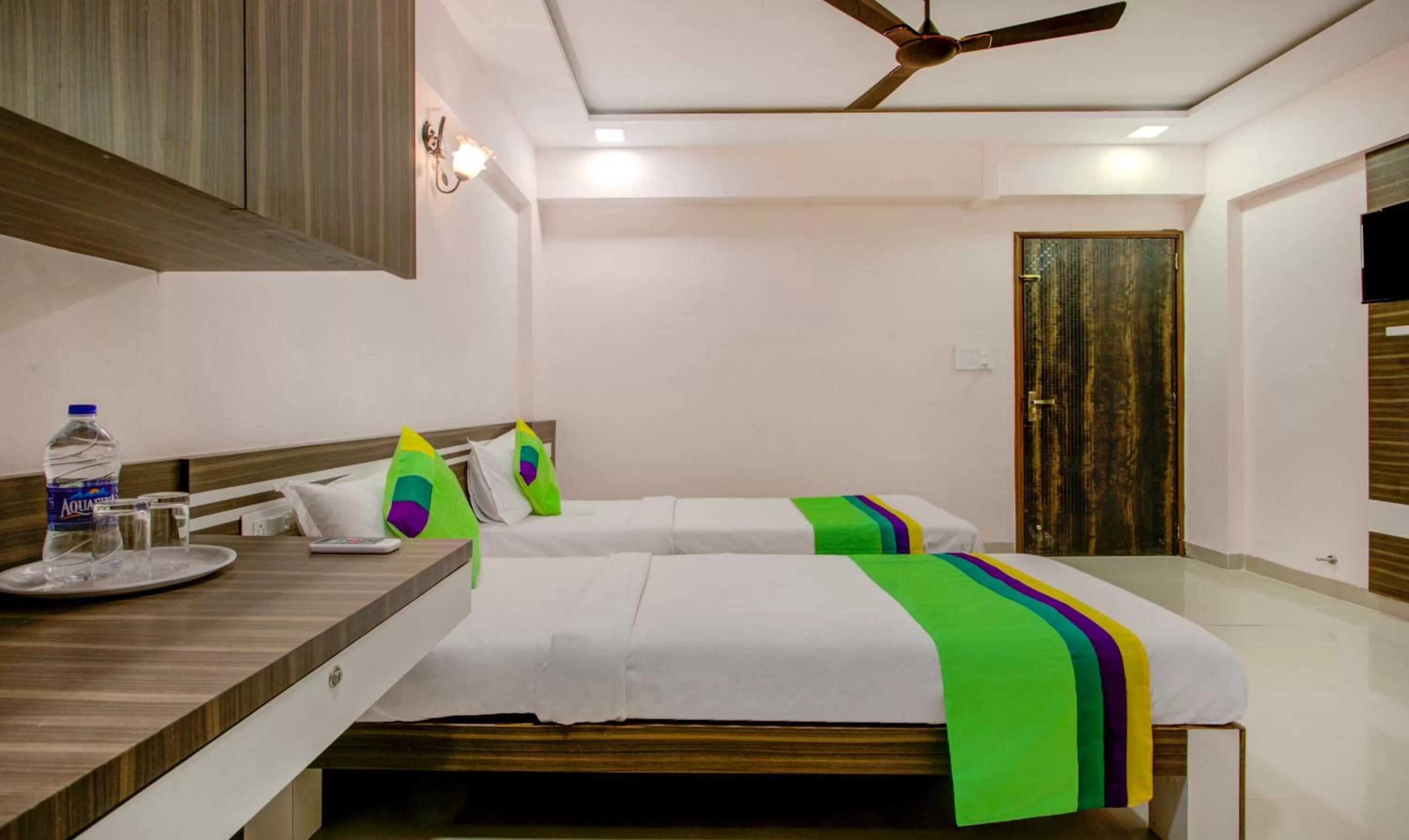 Bedroom, Bed in Treebo Kings Inn Vashi