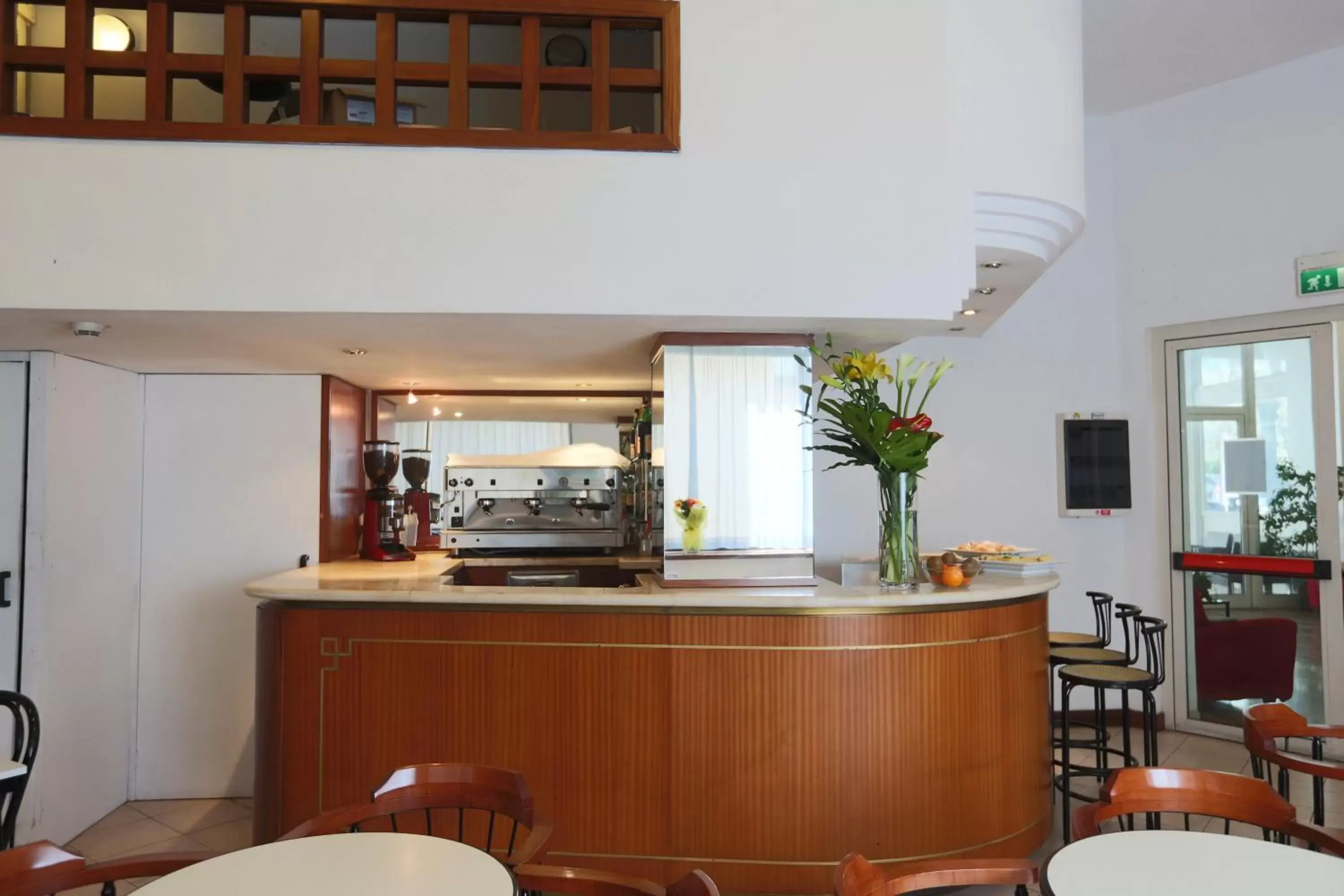 Lounge or bar, Lobby/Reception in Hotel Europa