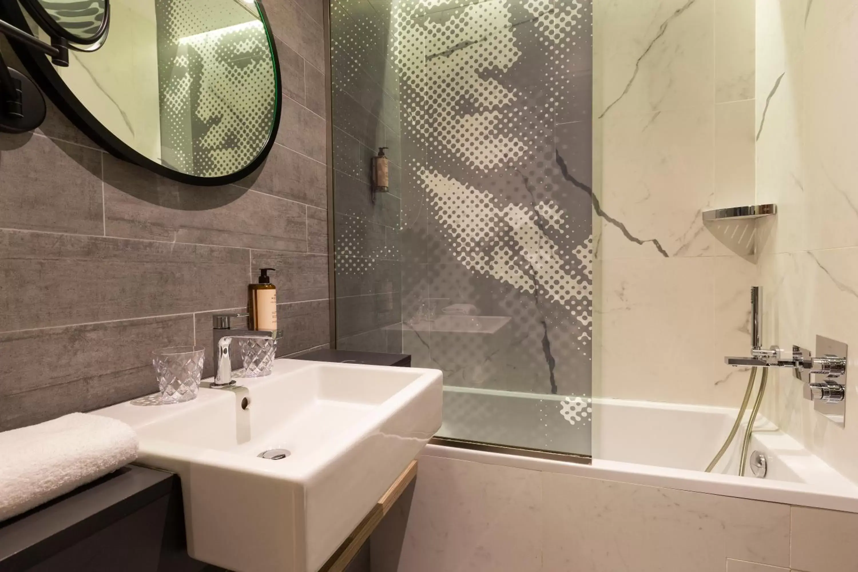 Shower, Bathroom in Mercure Paris Alesia