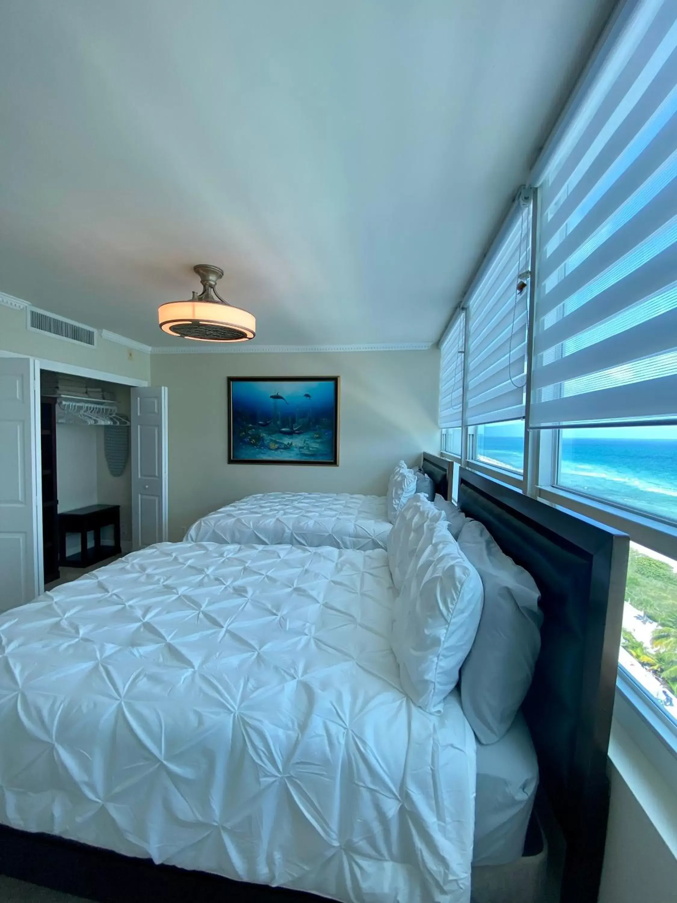 Bed in Castle Beach Resort Condo Penthouse or 1BR Direct Ocean View -just remodeled-