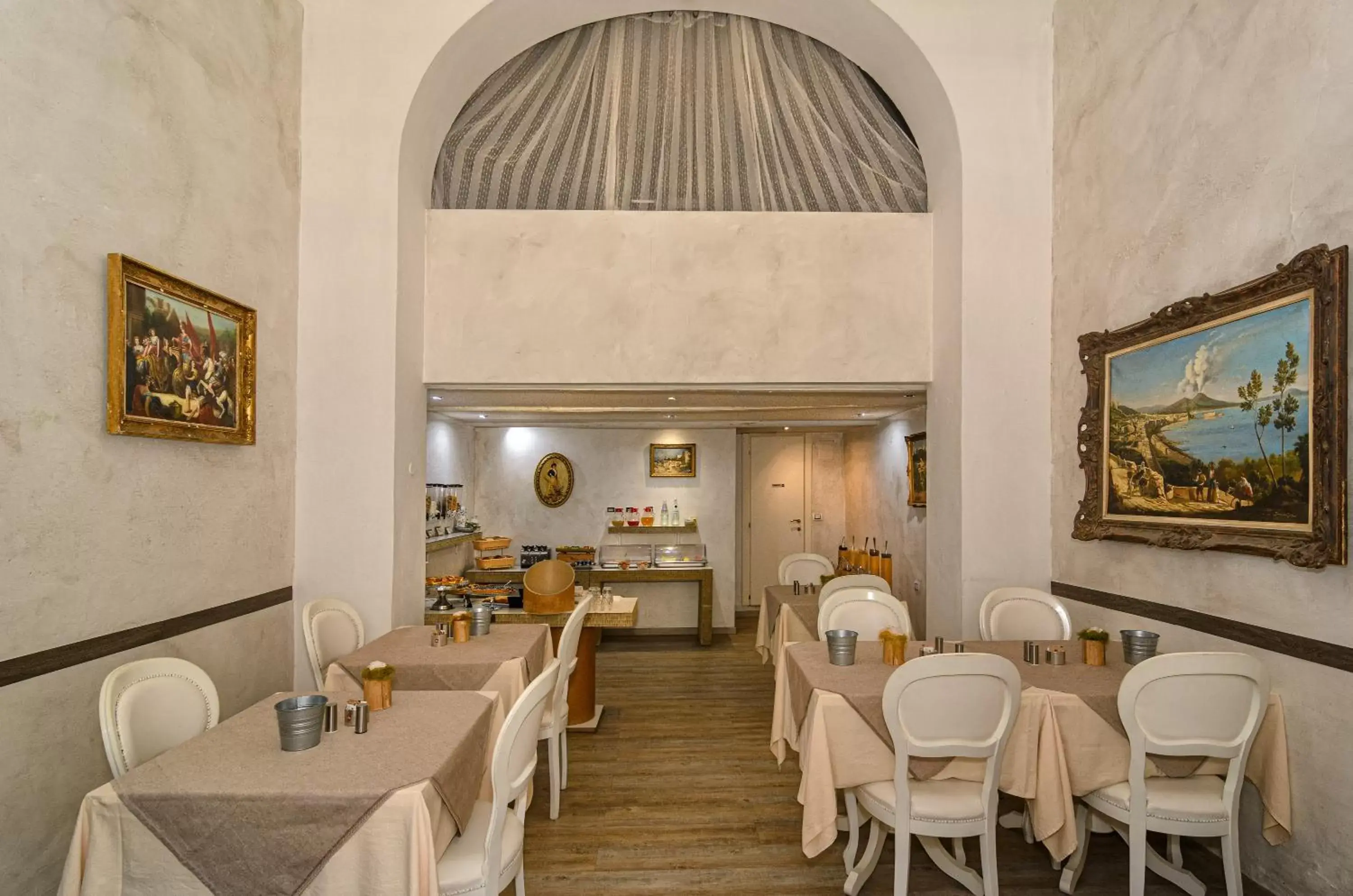 Breakfast, Restaurant/Places to Eat in B&B Relais Inn Lucca
