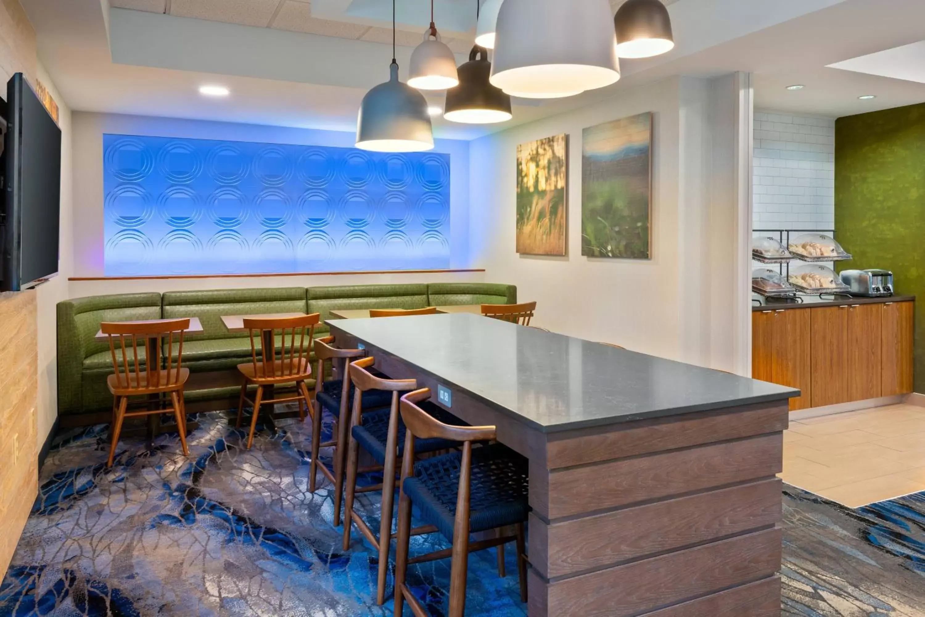 Breakfast, Lounge/Bar in Fairfield Inn and Suites by Marriott Clearwater