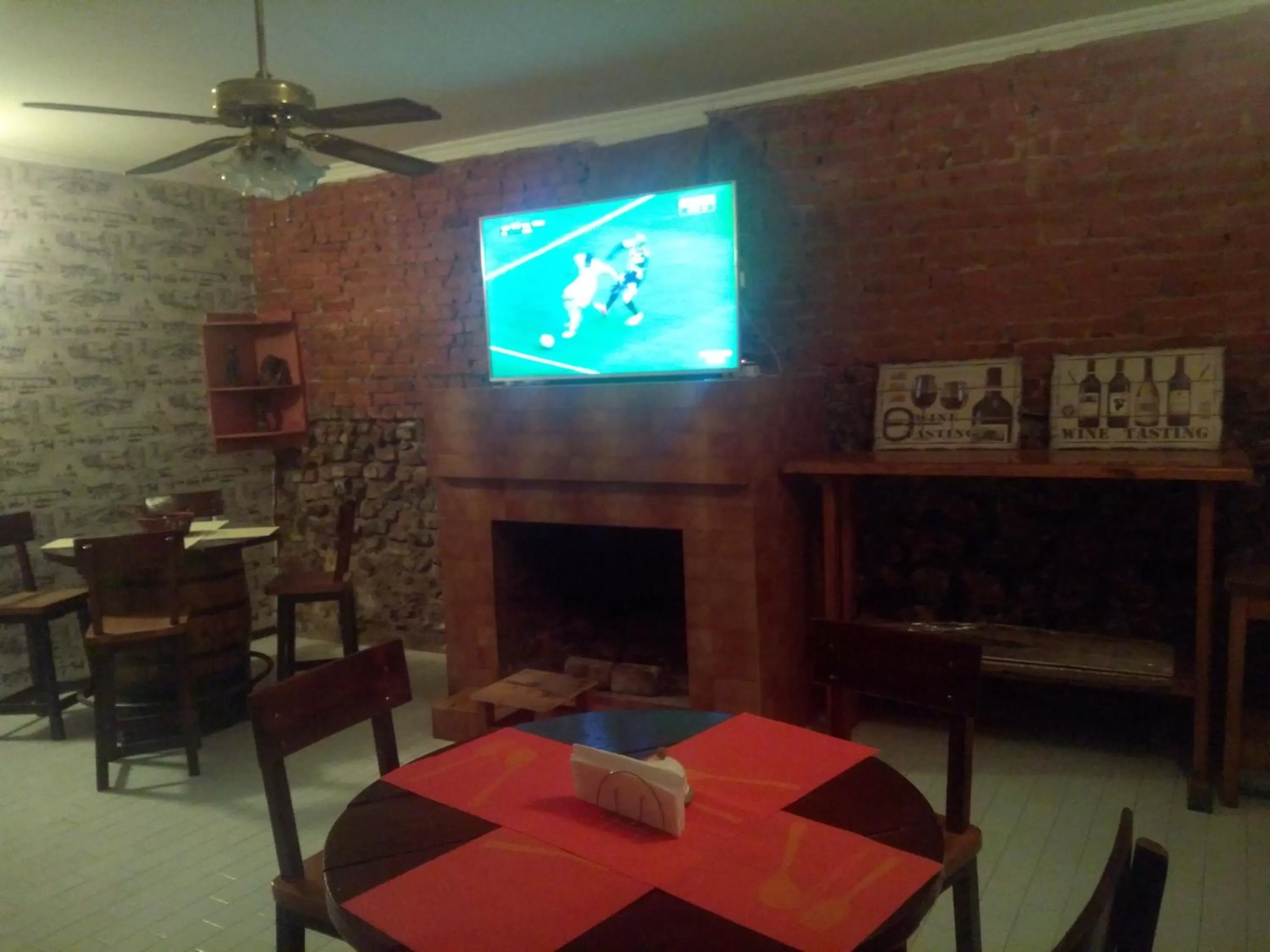 Restaurant/places to eat in Mia B&B Old Tbilisi