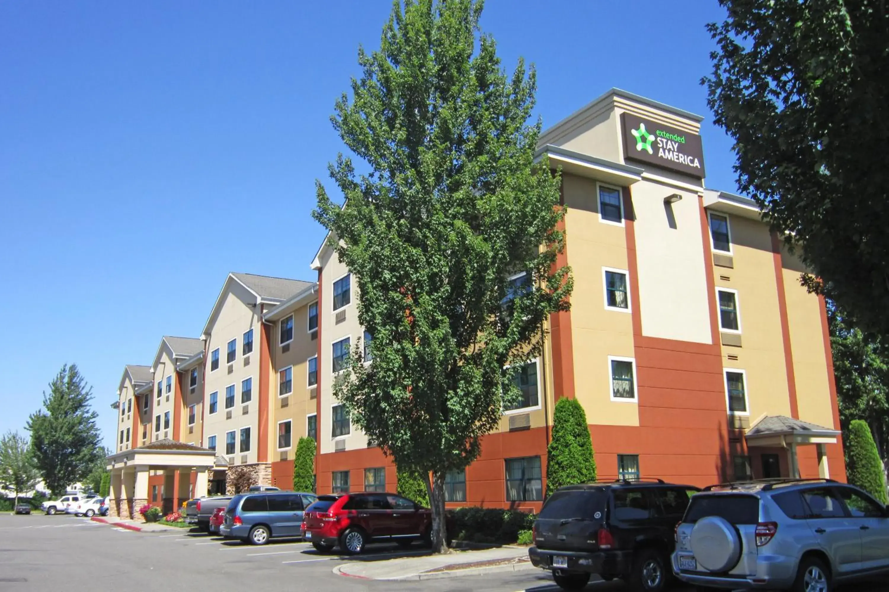 Property Building in Extended Stay America Suites - Seattle - Kent