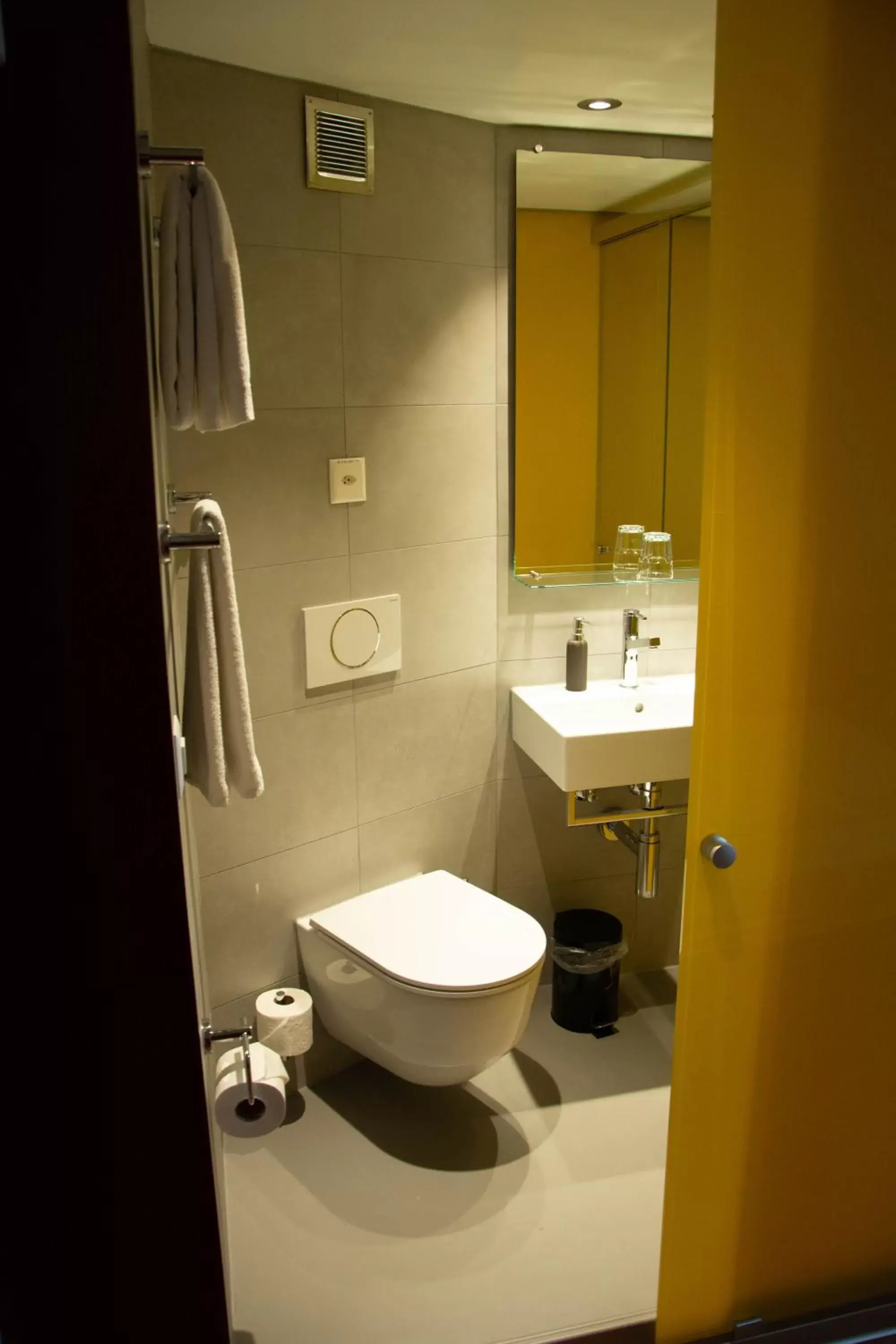 Toilet, Bathroom in Goldener Schlüssel