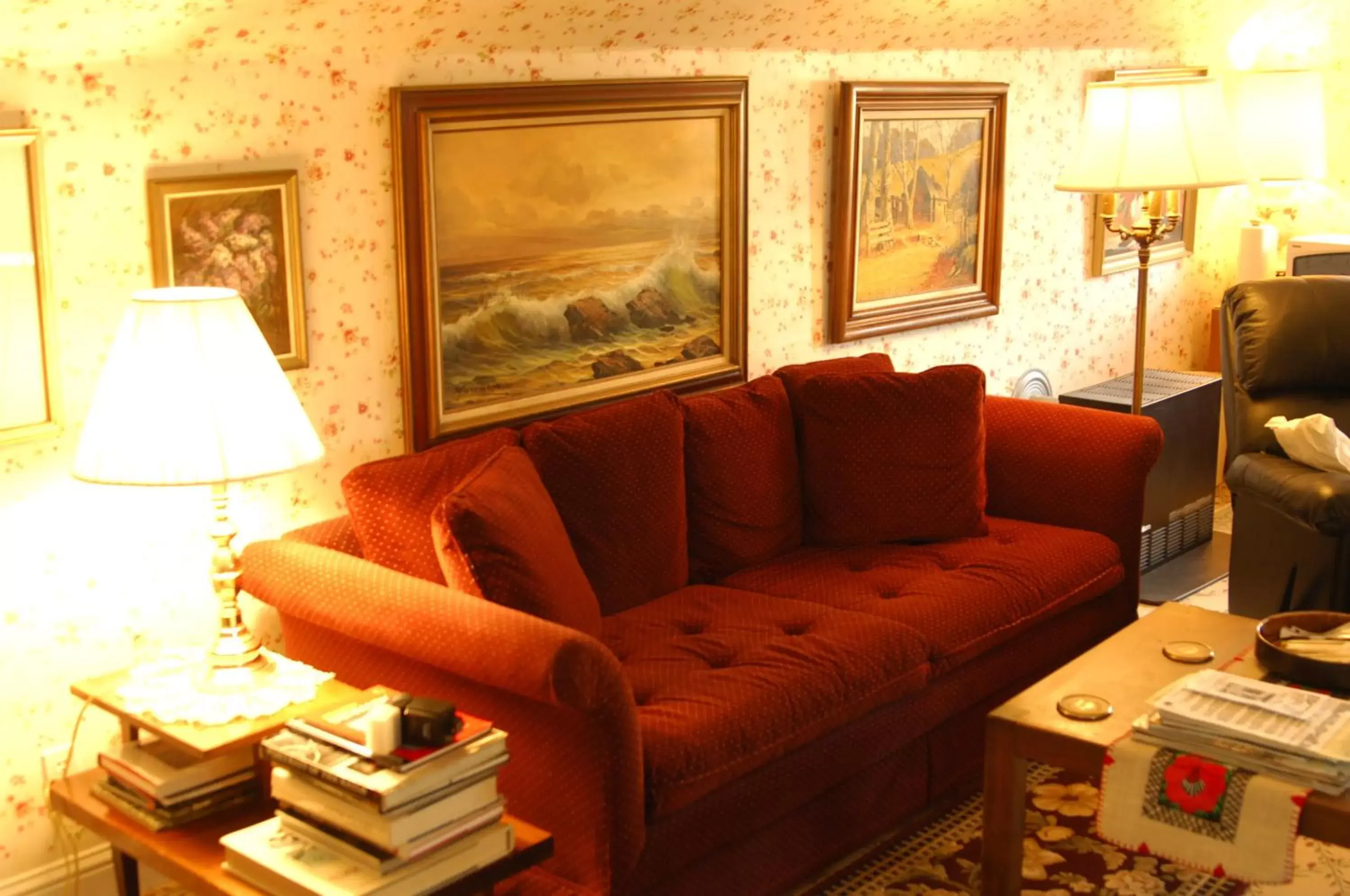 Seating Area in Ye Olde Danish Inn