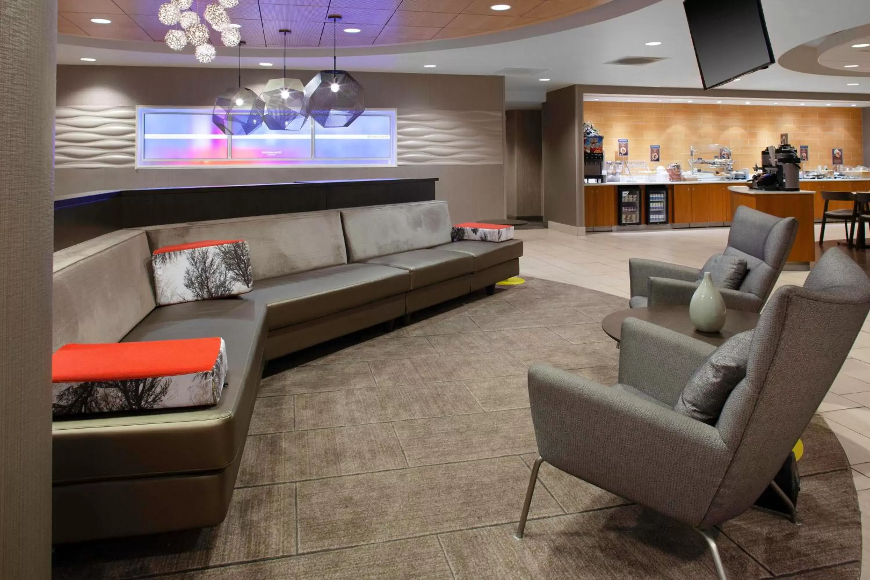 Lobby or reception in SpringHill Suites Cincinnati North Forest Park