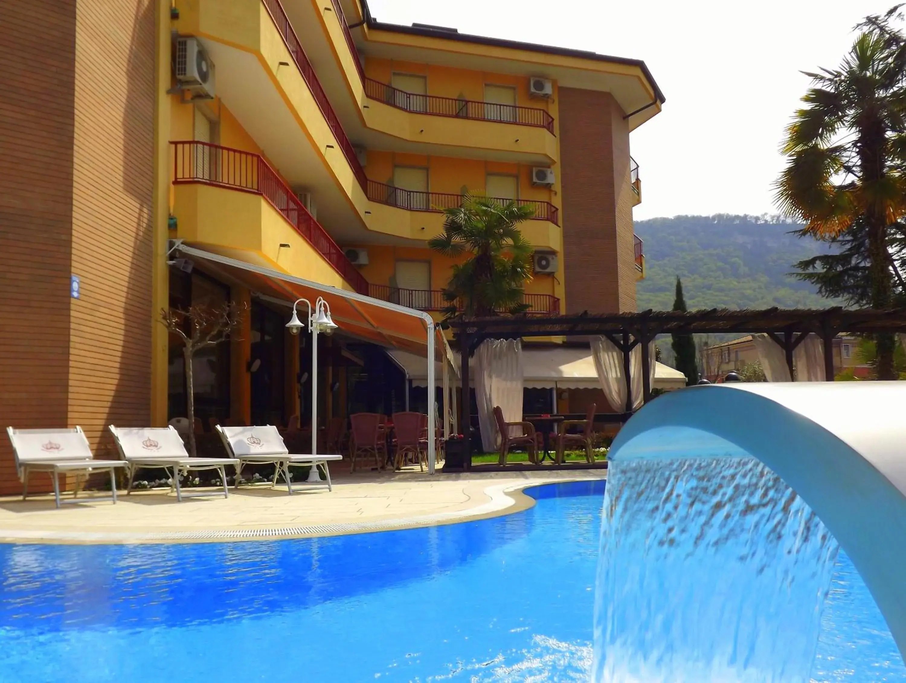 Property building, Swimming Pool in Hotel Imperial ***S