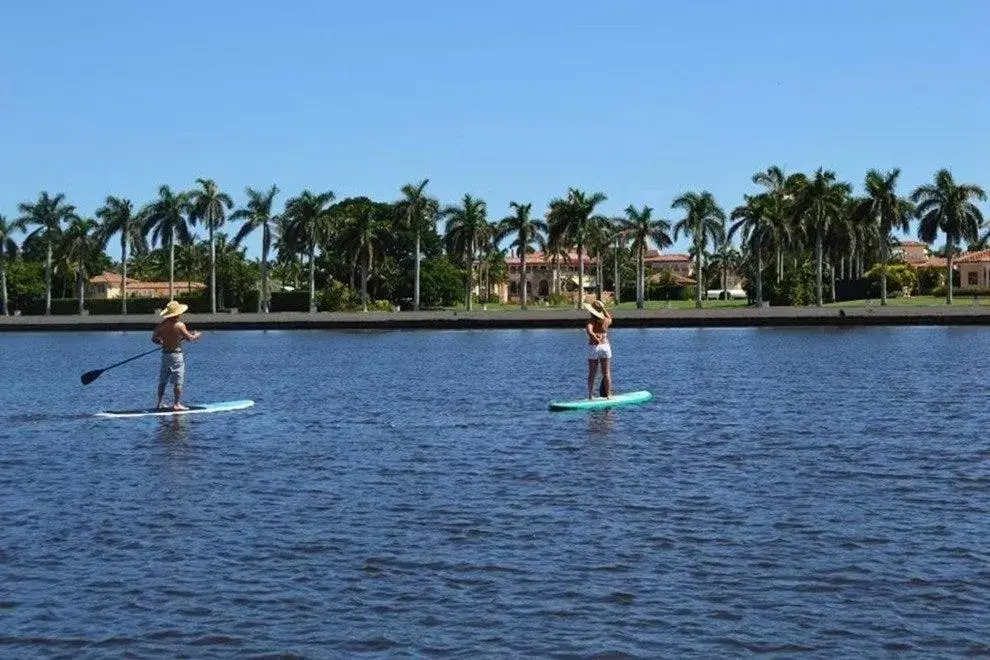 Neighbourhood in Hemingway Suites at Palm Beach Hotel Island