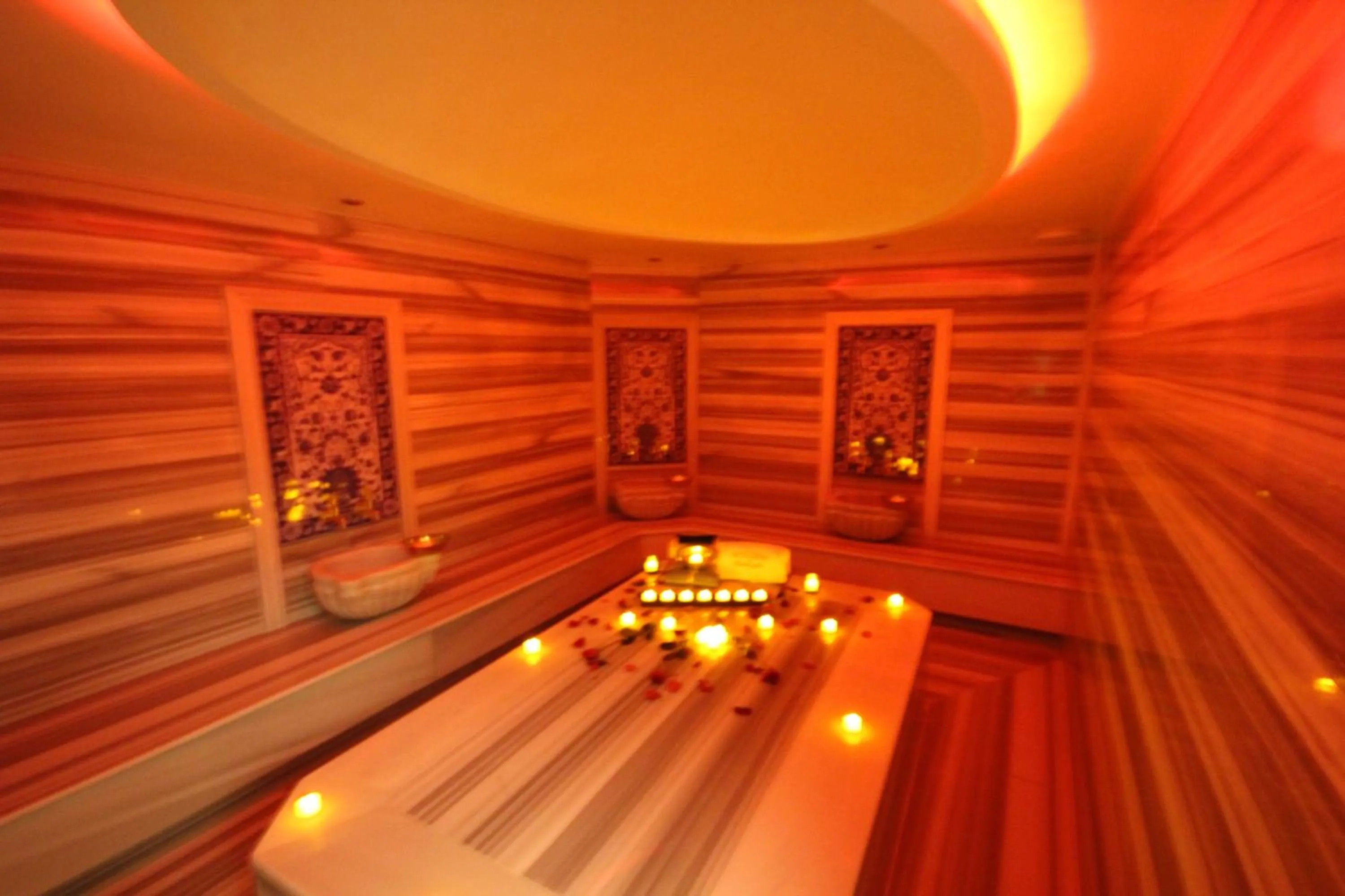 Spa and wellness centre/facilities in Grand Washington Hotel