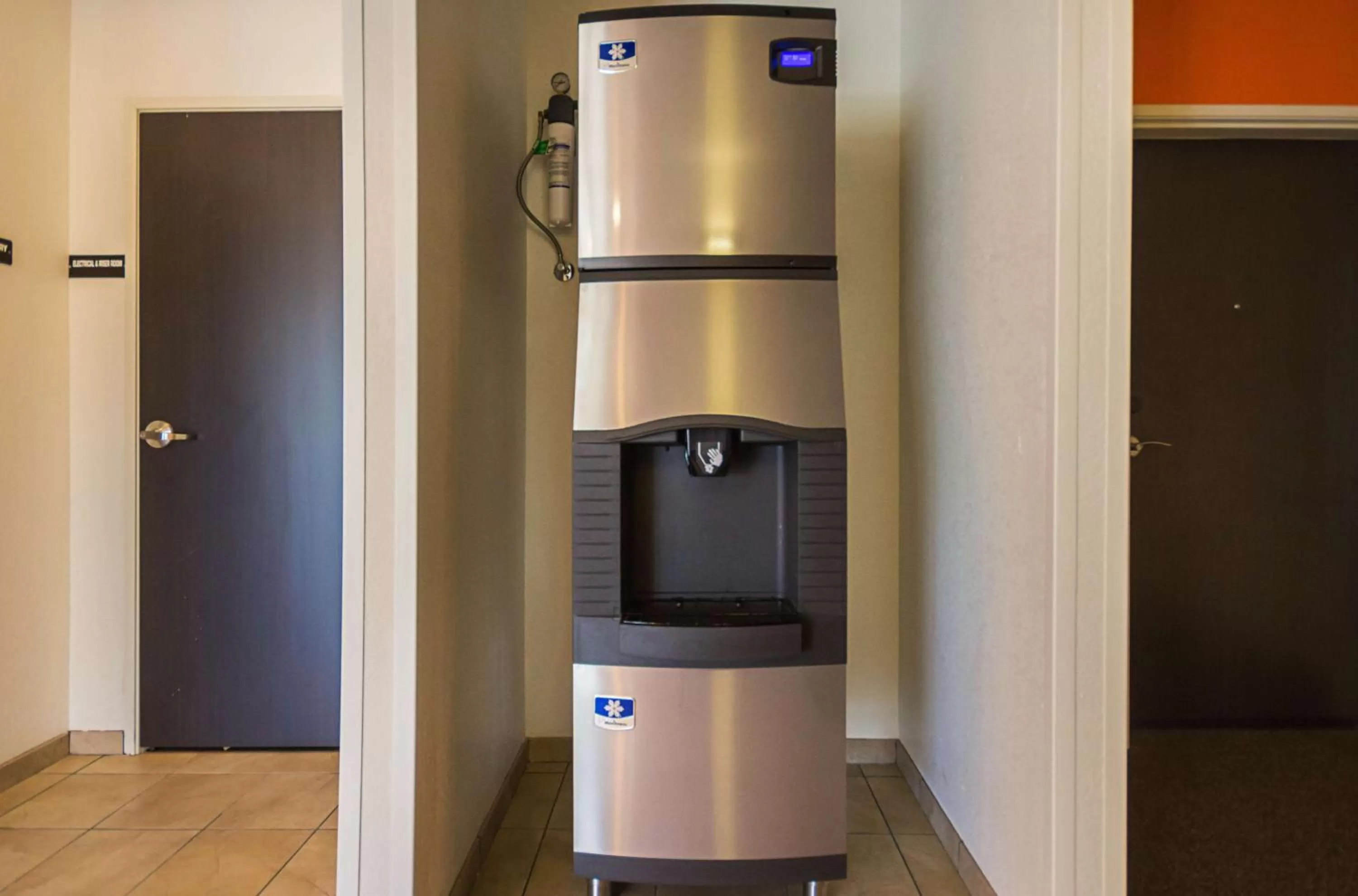 On site in Motel 6-South Bend, IN - Mishawaka