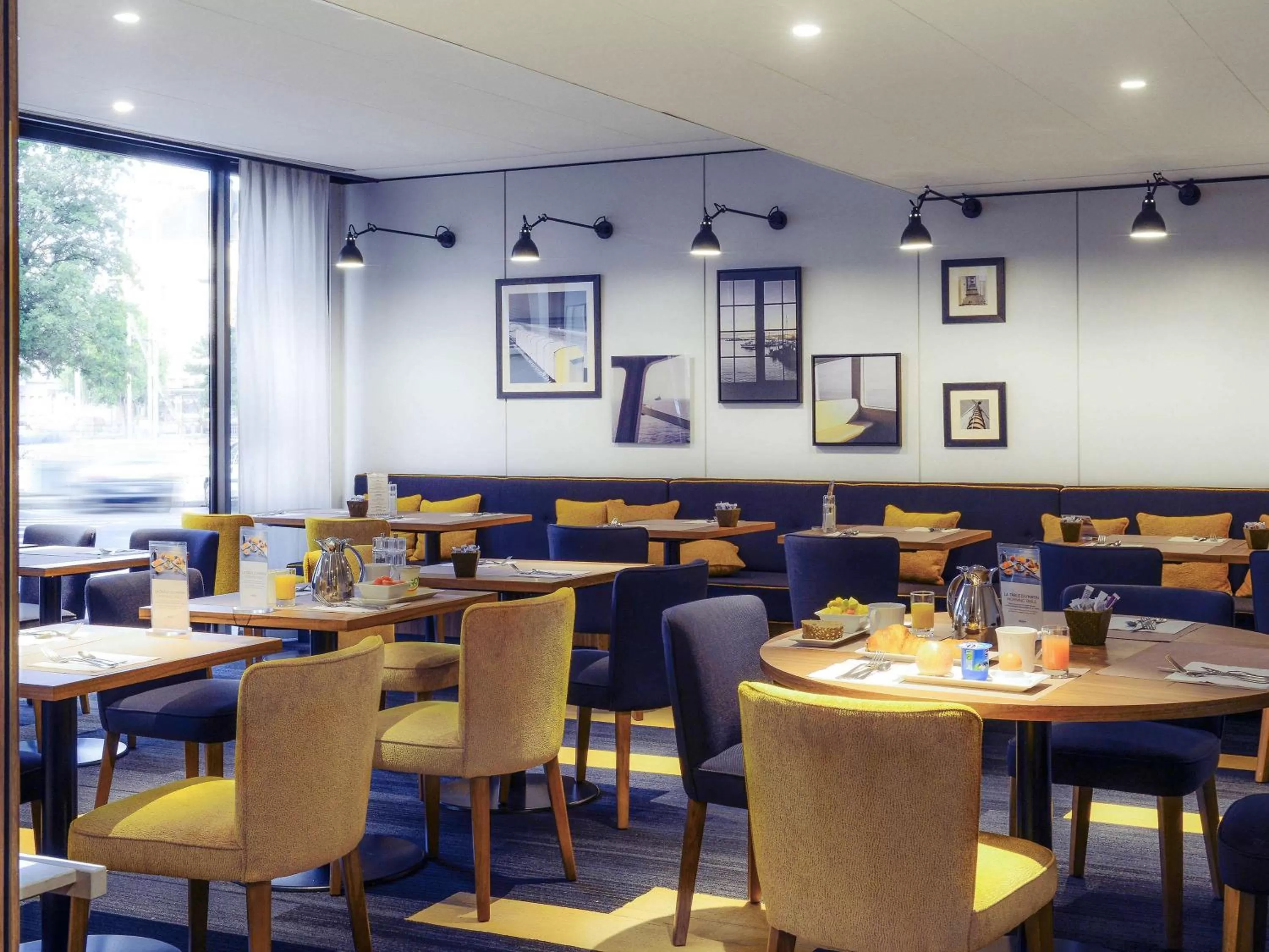 Property building in Mercure Caen Centre Port De Plaisance