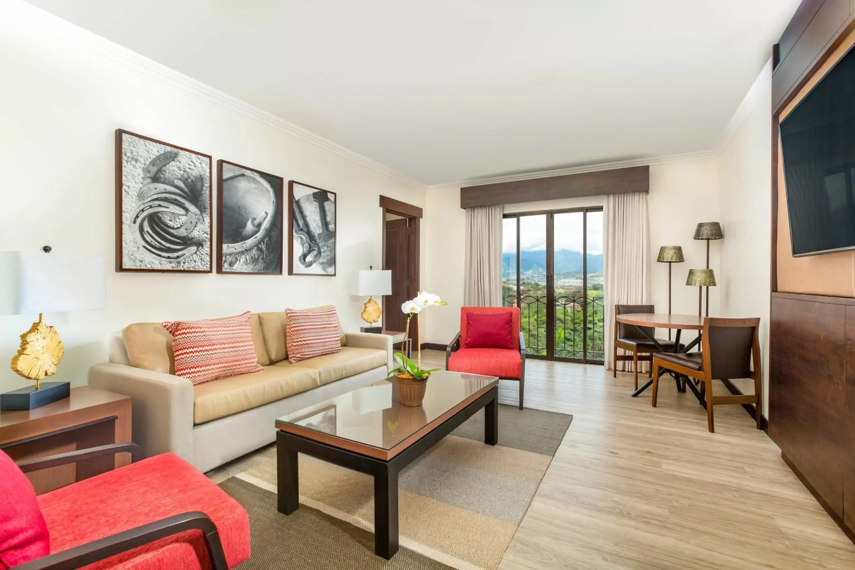 Photo of the whole room, Seating Area in Costa Rica Marriott Hotel Hacienda Belen