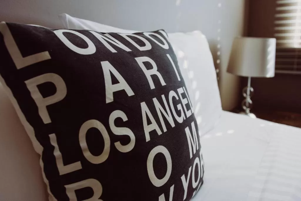 Bed in Crossroads Hotel