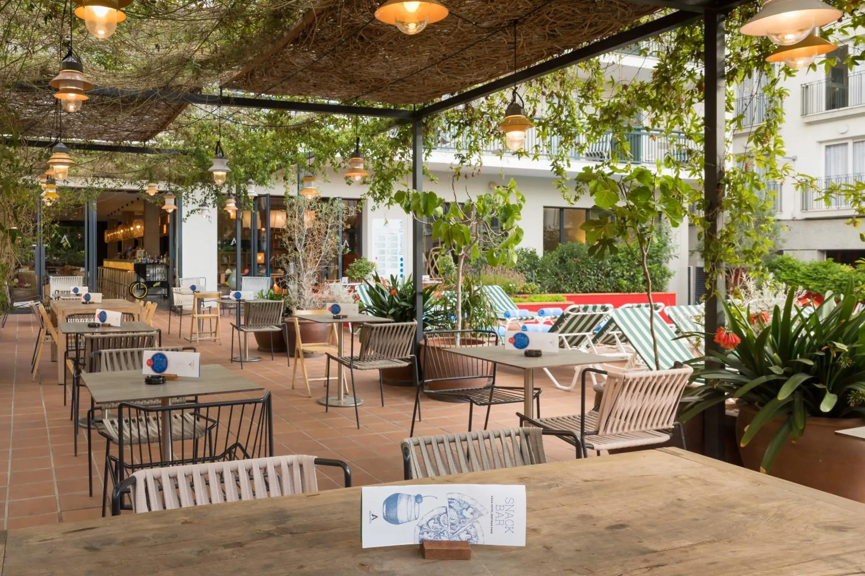 Balcony/Terrace, Restaurant/Places to Eat in Aqua Hotel Bertran Park