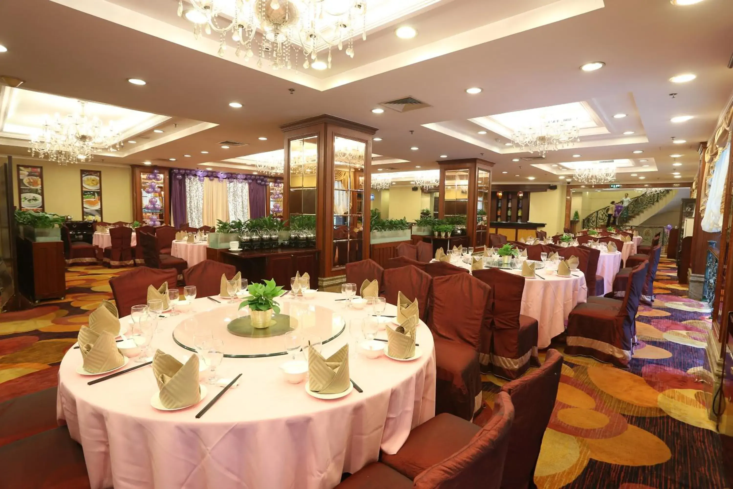 Restaurant/Places to Eat in Grand Palace Hotel（Grand Hotel Management Group）