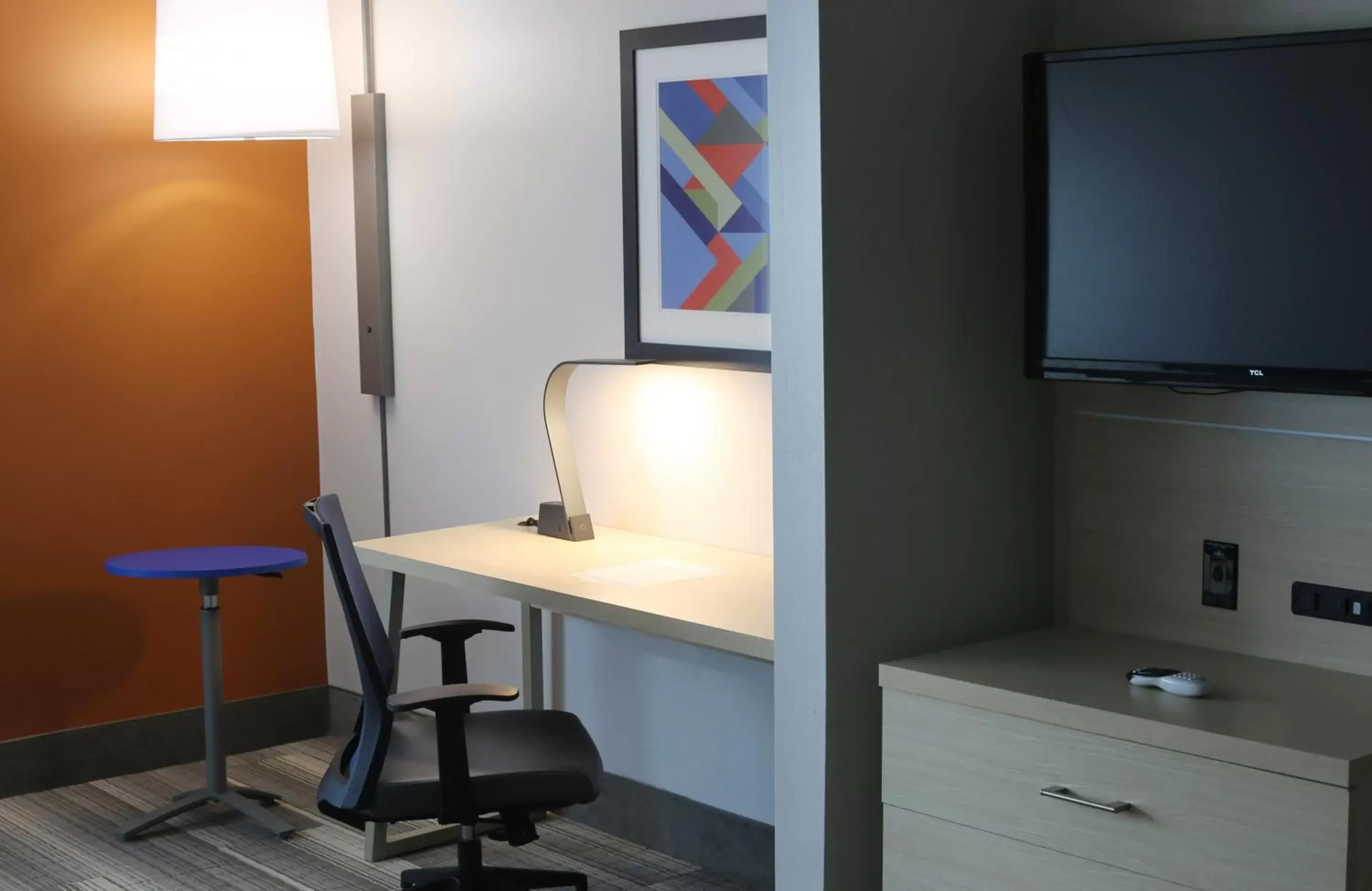 Standard King Room with Sofa Bed in Holiday Inn Express - Biloxi - Beach Blvd by IHG Standard King Room with Sofa Bed in Holiday Inn Express - Biloxi - Beach Blvd by IHG