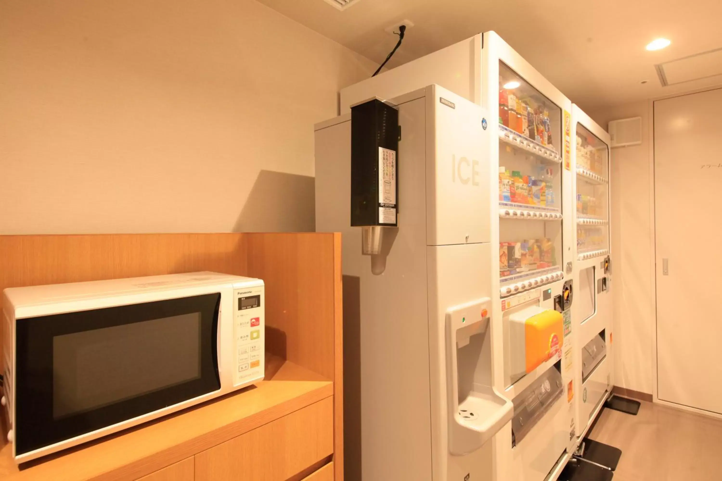 Area and facilities, Kitchen/Kitchenette in Richmond Hotel Nagoya Shinkansen-guchi