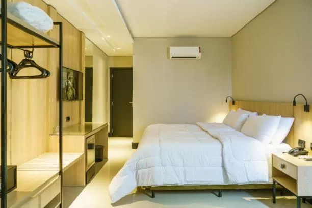 Photo of the whole room, Bed in Rafain Palace Hotel & Convention Center