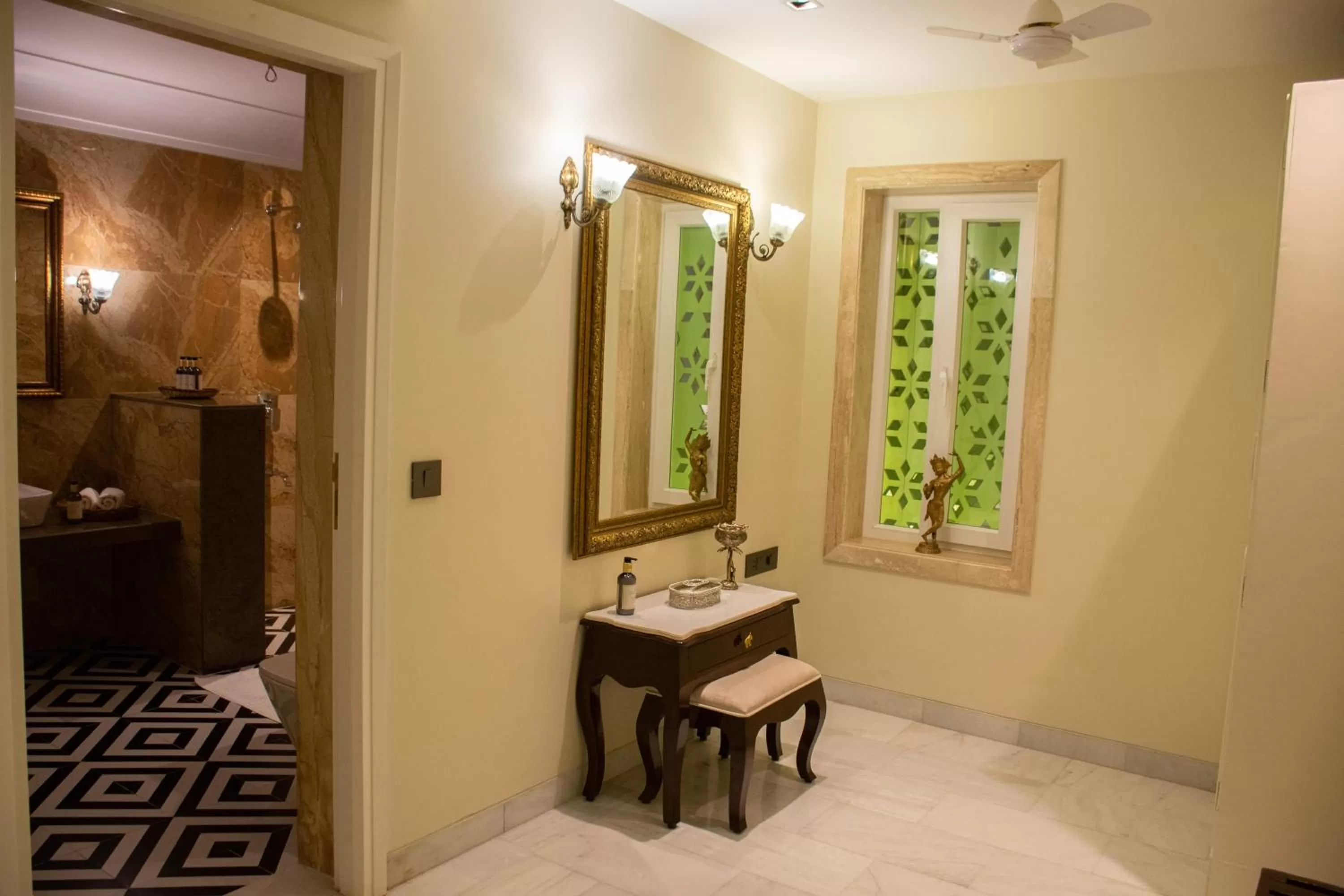 Public Bath in Dileep Kothi - A Royal Boutique Luxury Suites in Jaipur