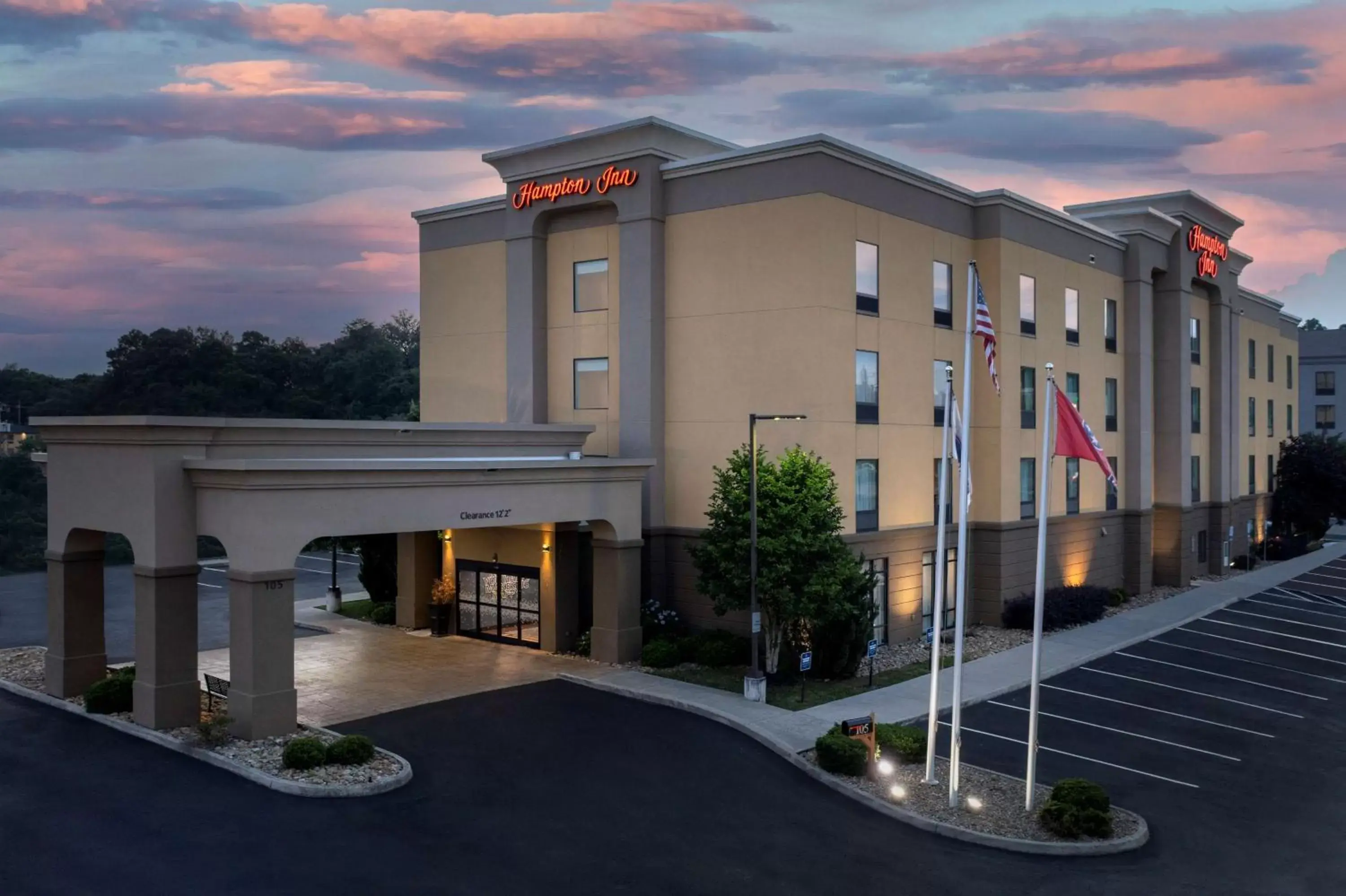 Property building in Hampton Inn Knoxville Clinton I-75 Property building in Hampton Inn Knoxville Clinton I-75