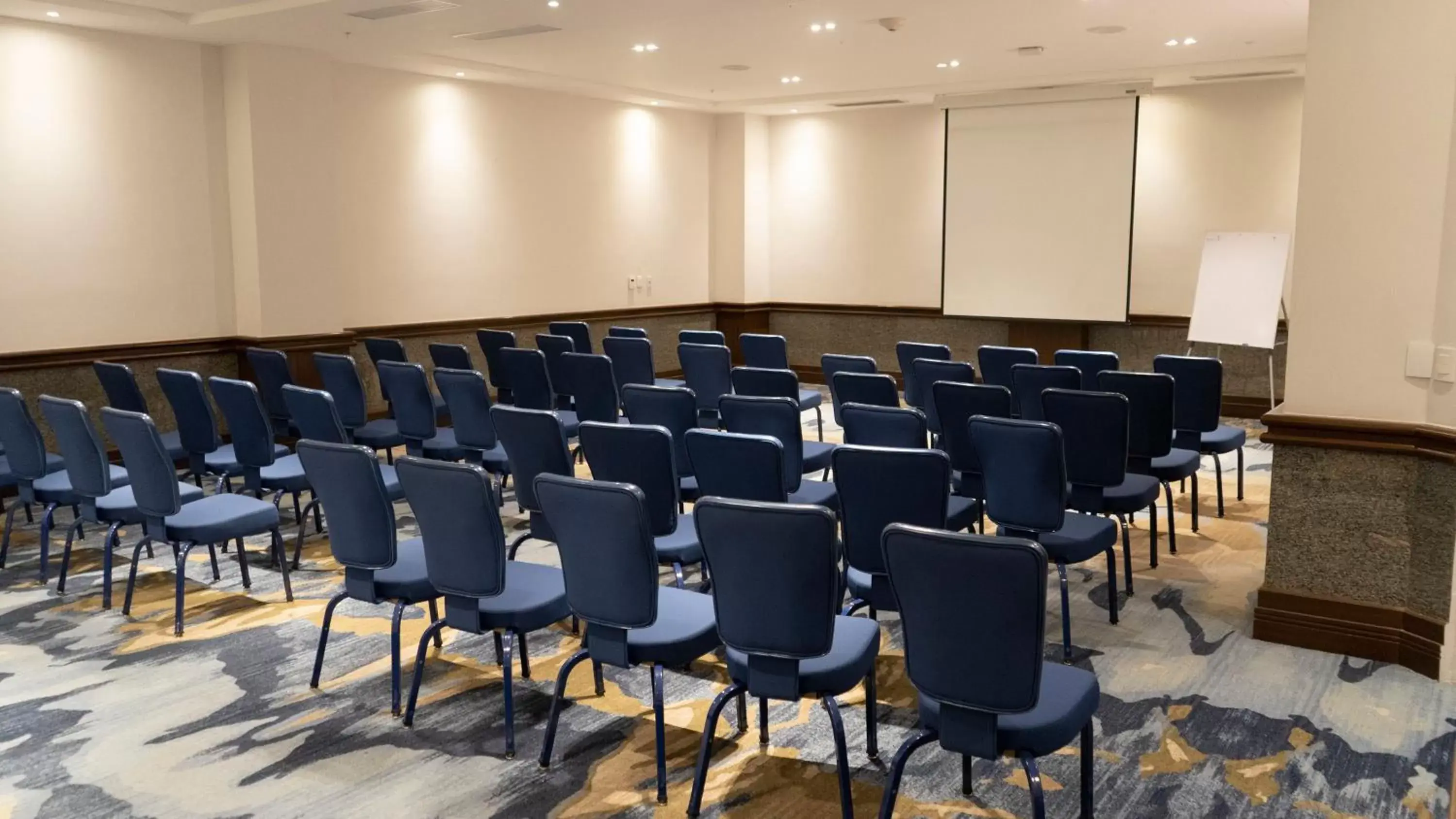 Spa and wellness centre/facilities in Hotel Indigo Guadalajara Expo by IHG Spa and wellness centre/facilities in Hotel Indigo Guadalajara Expo by IHG