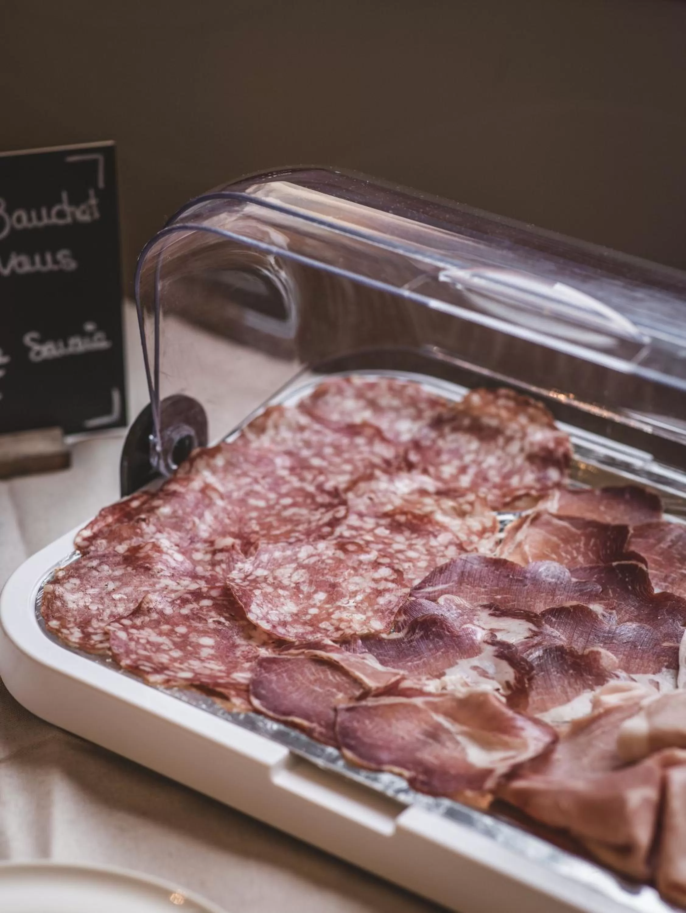 Food and drinks in La Terrasse Fleurie, Logis, Hôtel et Restaurant