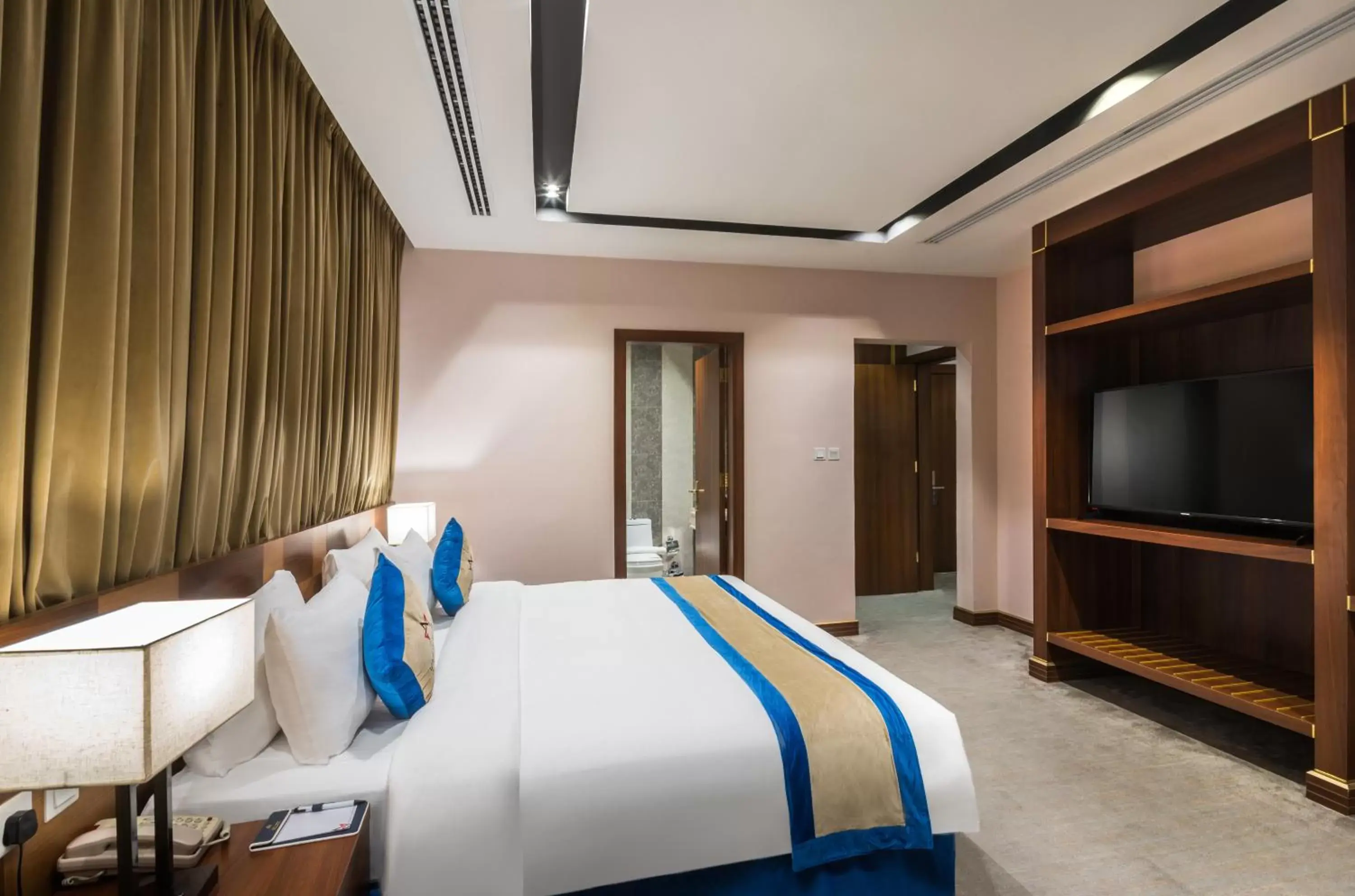 Facade/entrance, Bed in Al Malqa Elite Hotel Facade/entrance, Bed in Al Malqa Elite Hotel