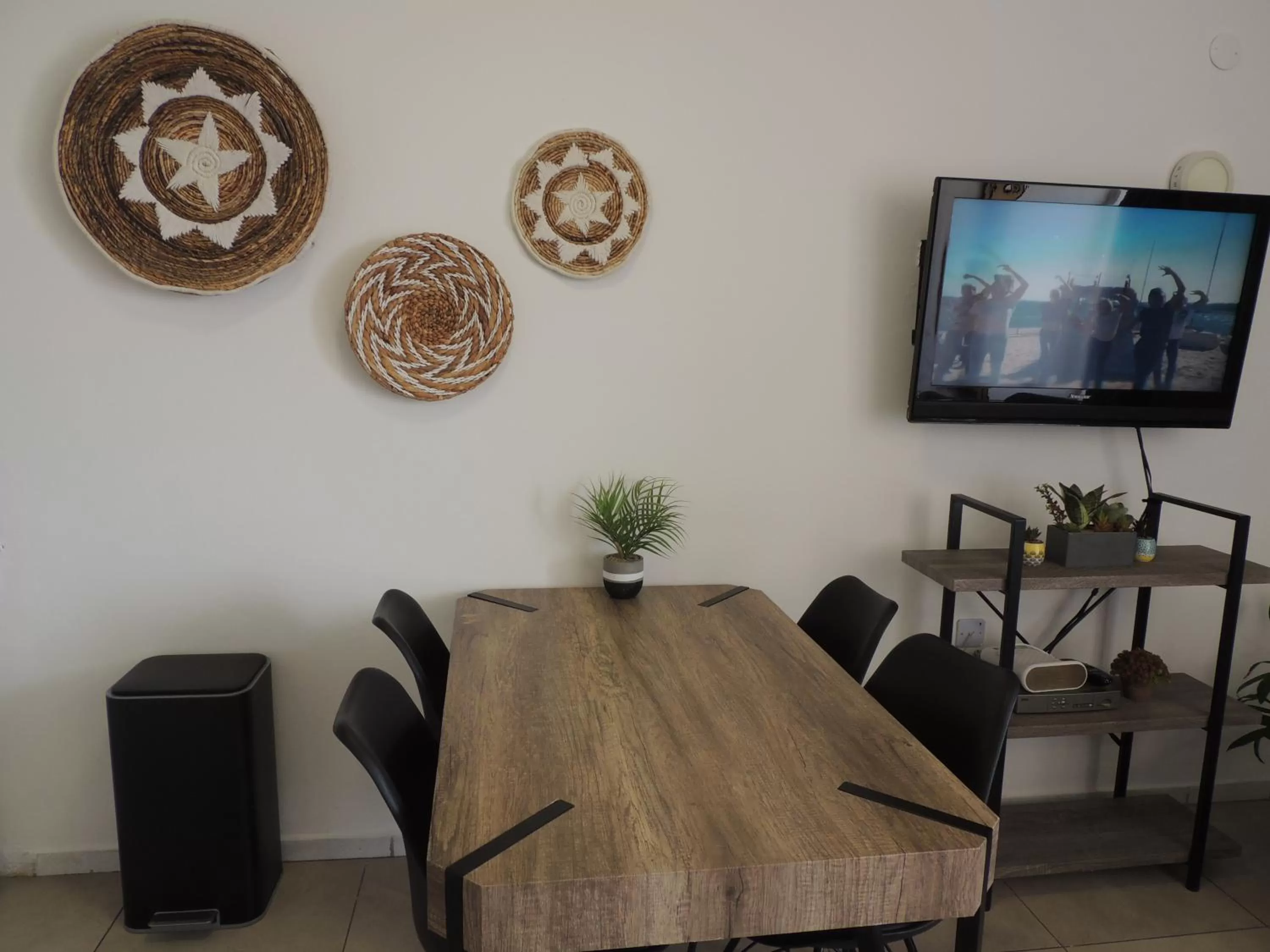 TV and multimedia, Dining Area in Lev Eilat Suites