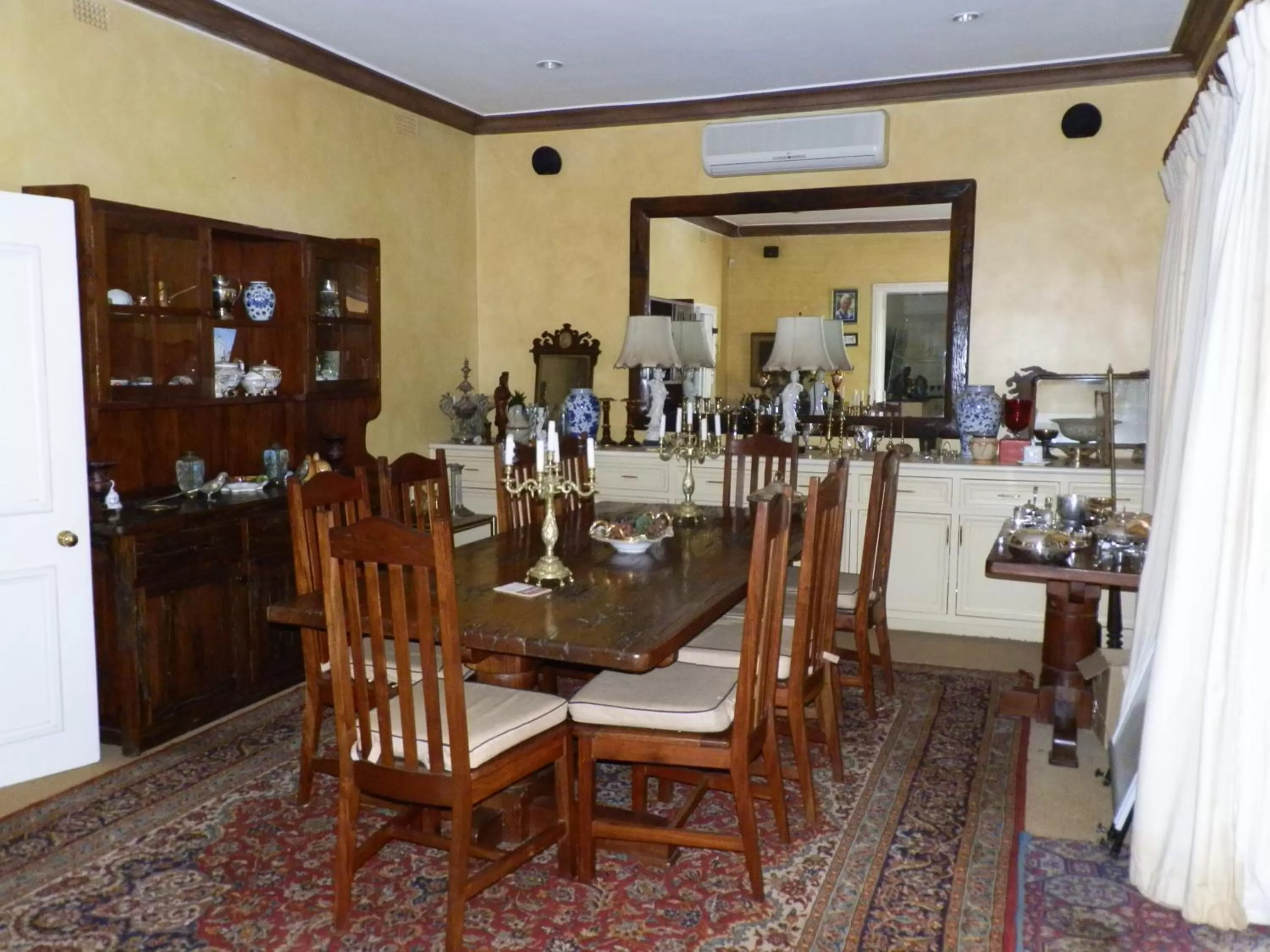 Dining area in 12 FLEETWOOD