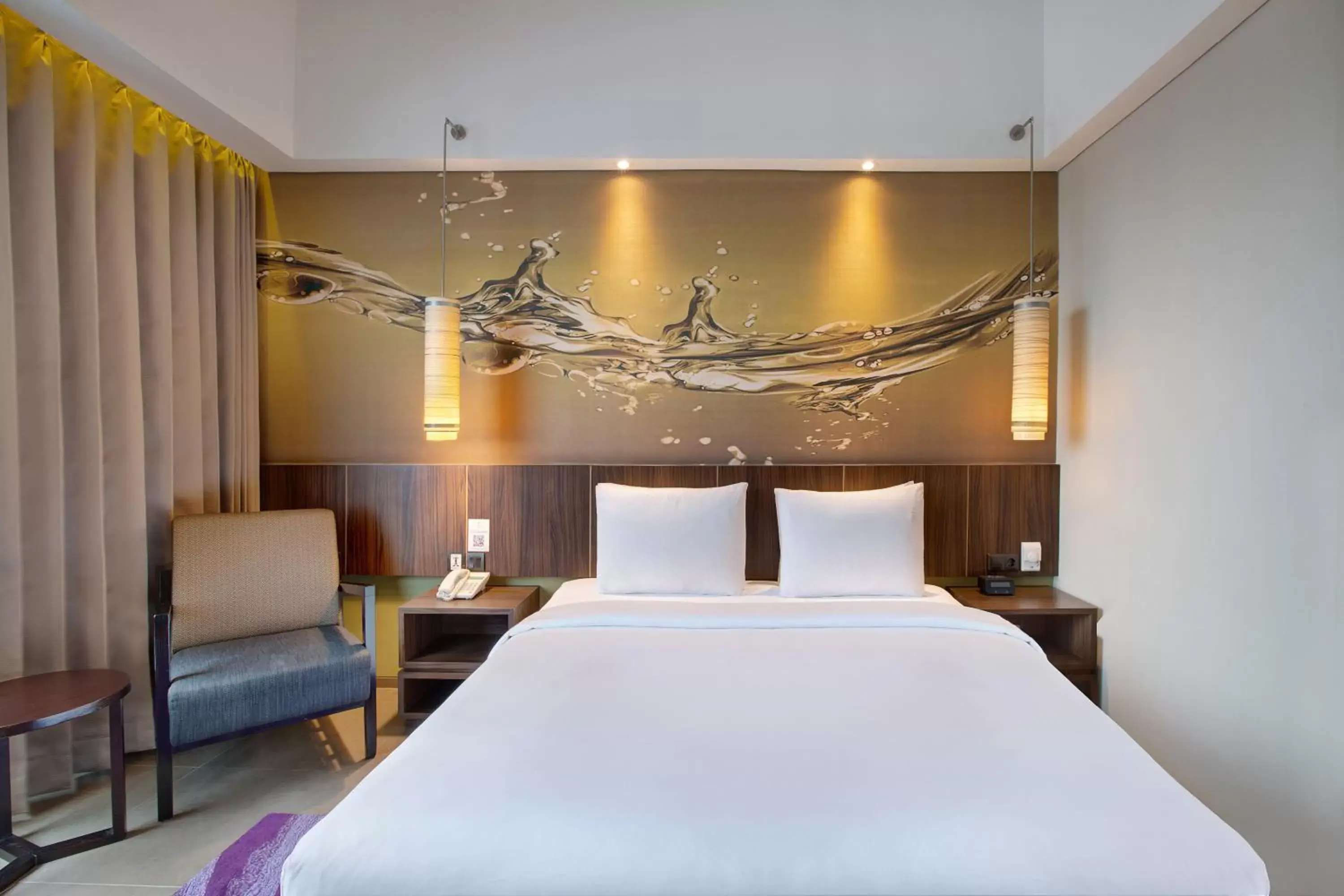 Bedroom, Bed in Holiday Inn Bandung Pasteur, an IHG Hotel